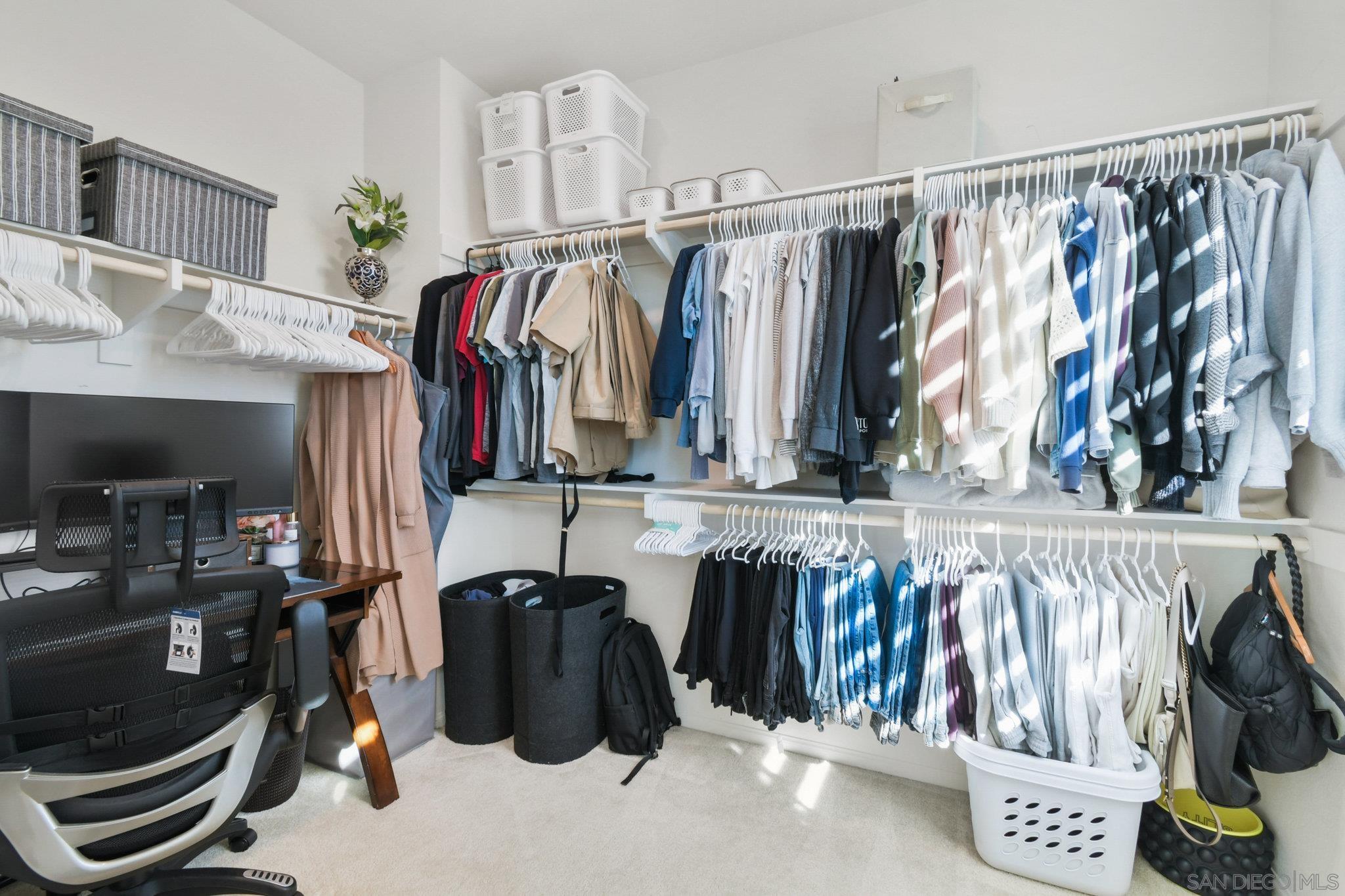 Detail Gallery Image 36 of 44 For 2034  Luzon Ln  #3,  Chula Vista,  CA 91915 - 3 Beds | 3 Baths