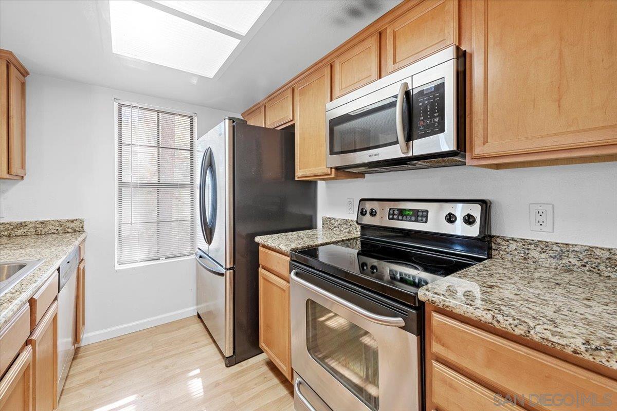 Detail Gallery Image 2 of 27 For 15016  Avenida Venusto  168, San Diego,  CA 92128 - 1 Beds | 1 Baths