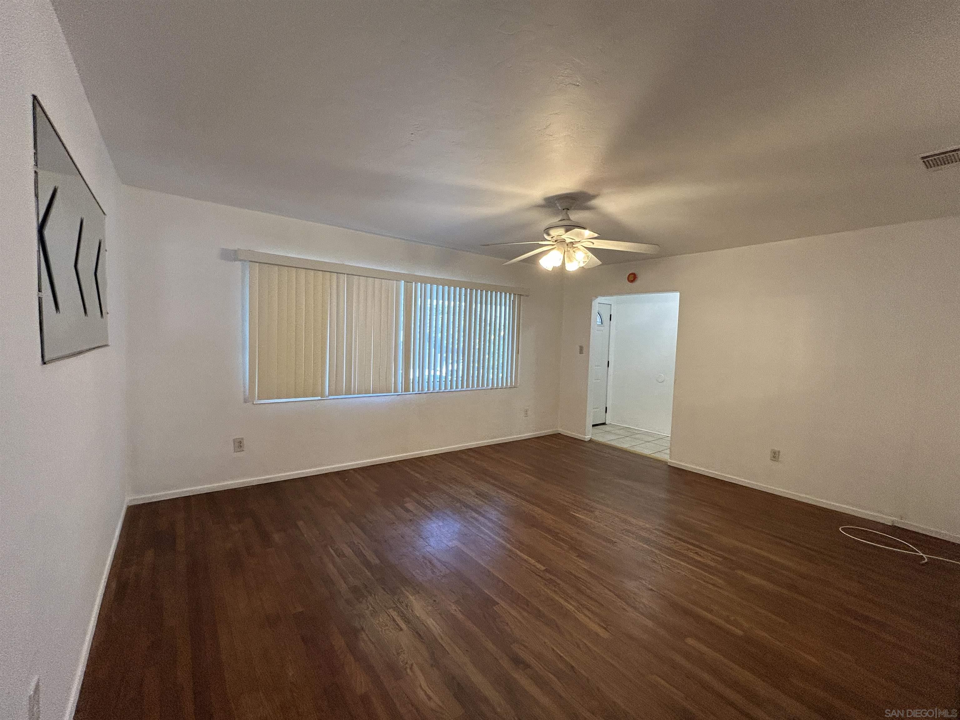 Detail Gallery Image 5 of 20 For 1815  Brookline St., San Diego,  CA 92102 - 3 Beds | 2 Baths