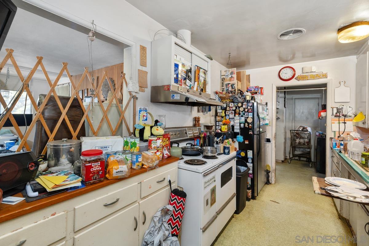 Detail Gallery Image 14 of 24 For 2747  Fairfield St, San Diego,  CA 92110 - 4 Beds | 1 Baths