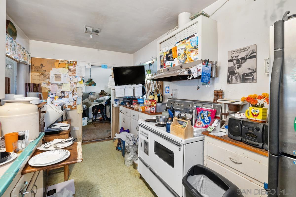 Detail Gallery Image 16 of 24 For 2747  Fairfield St, San Diego,  CA 92110 - 4 Beds | 1 Baths