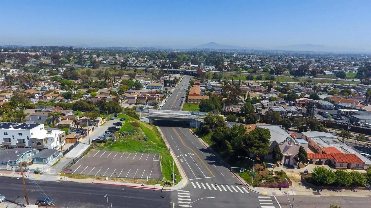 Detail Gallery Image 3 of 9 For , San Diego,  CA 92102 - – Beds | – Baths