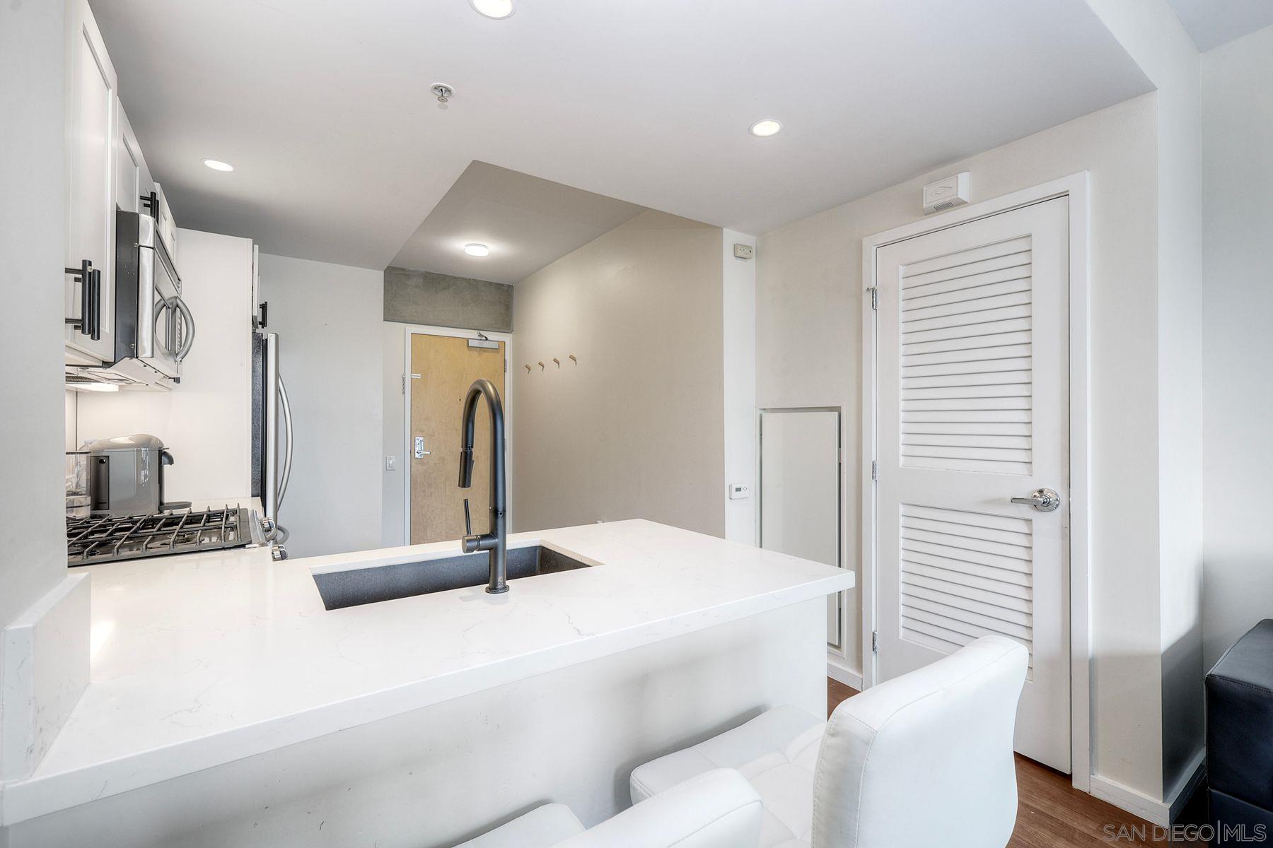 Detail Gallery Image 11 of 32 For 321  10th Ave  #1505,  San Diego,  CA 92101 - 1 Beds | 1 Baths