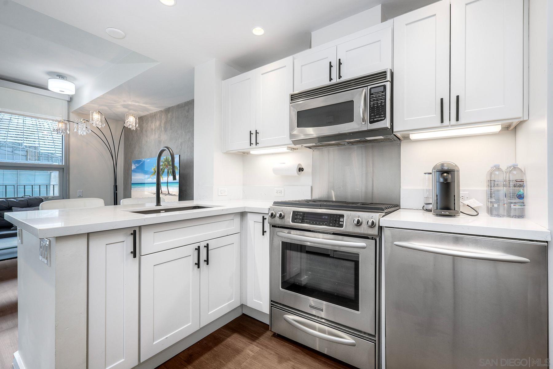 Detail Gallery Image 5 of 32 For 321  10th Ave  #1505,  San Diego,  CA 92101 - 1 Beds | 1 Baths