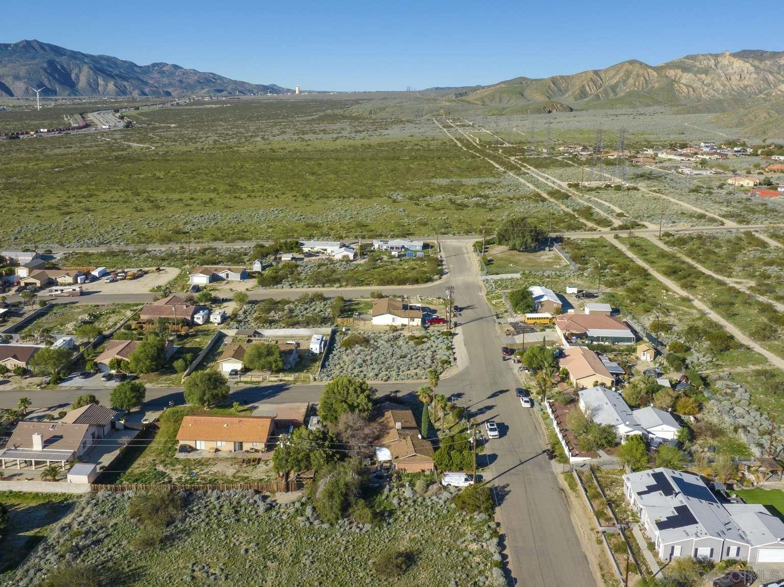 Detail Gallery Image 12 of 32 For , –,  CA 92282 - – Beds | – Baths