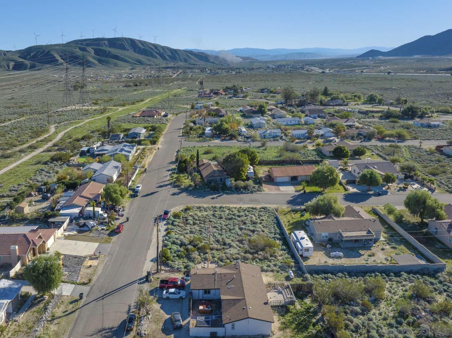 Detail Gallery Image 9 of 32 For , –,  CA 92282 - – Beds | – Baths