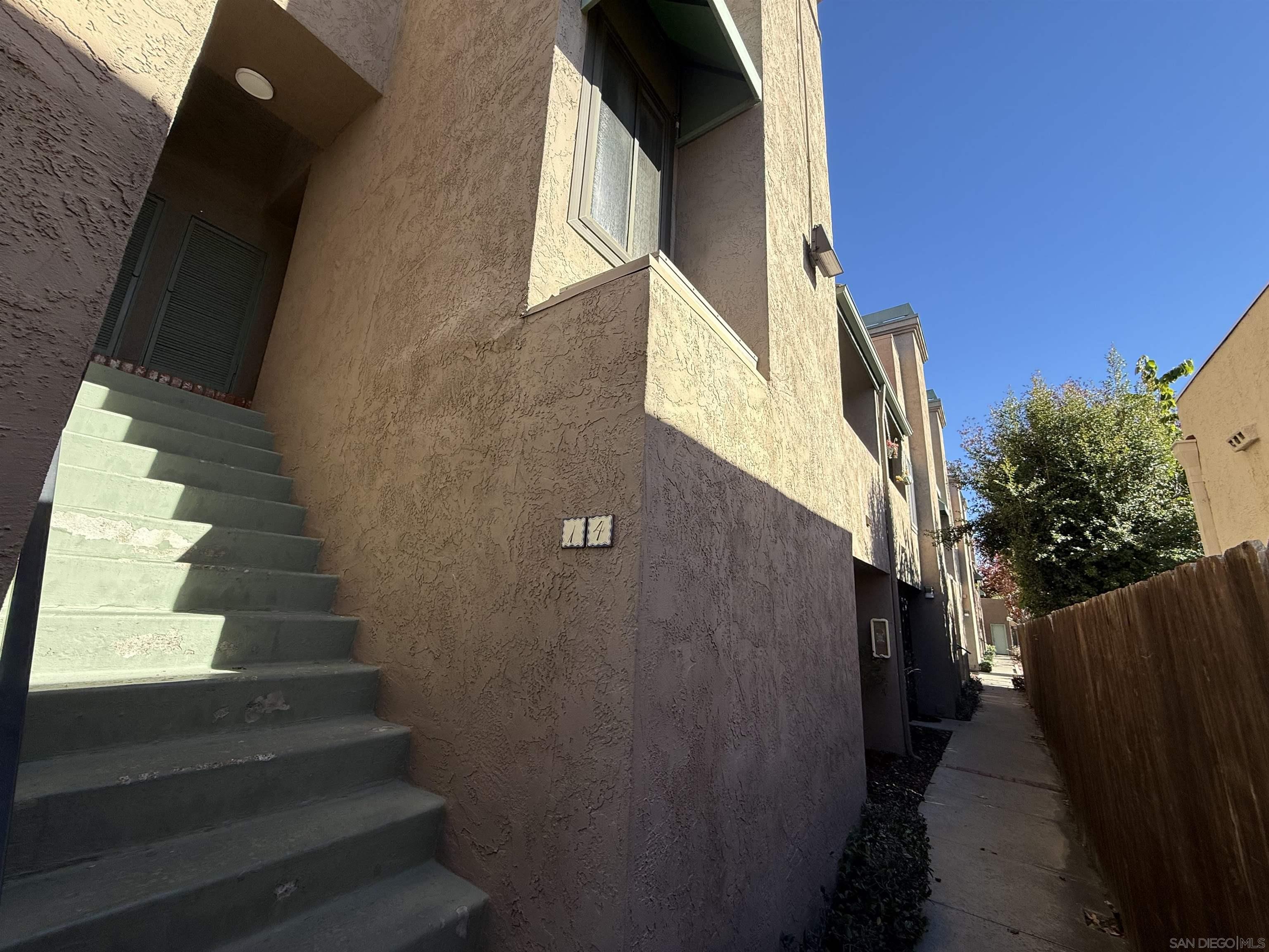 Detail Gallery Image 9 of 36 For 4666  Mission Ave  #14,  San Diego,  CA 92116 - 2 Beds | 2 Baths