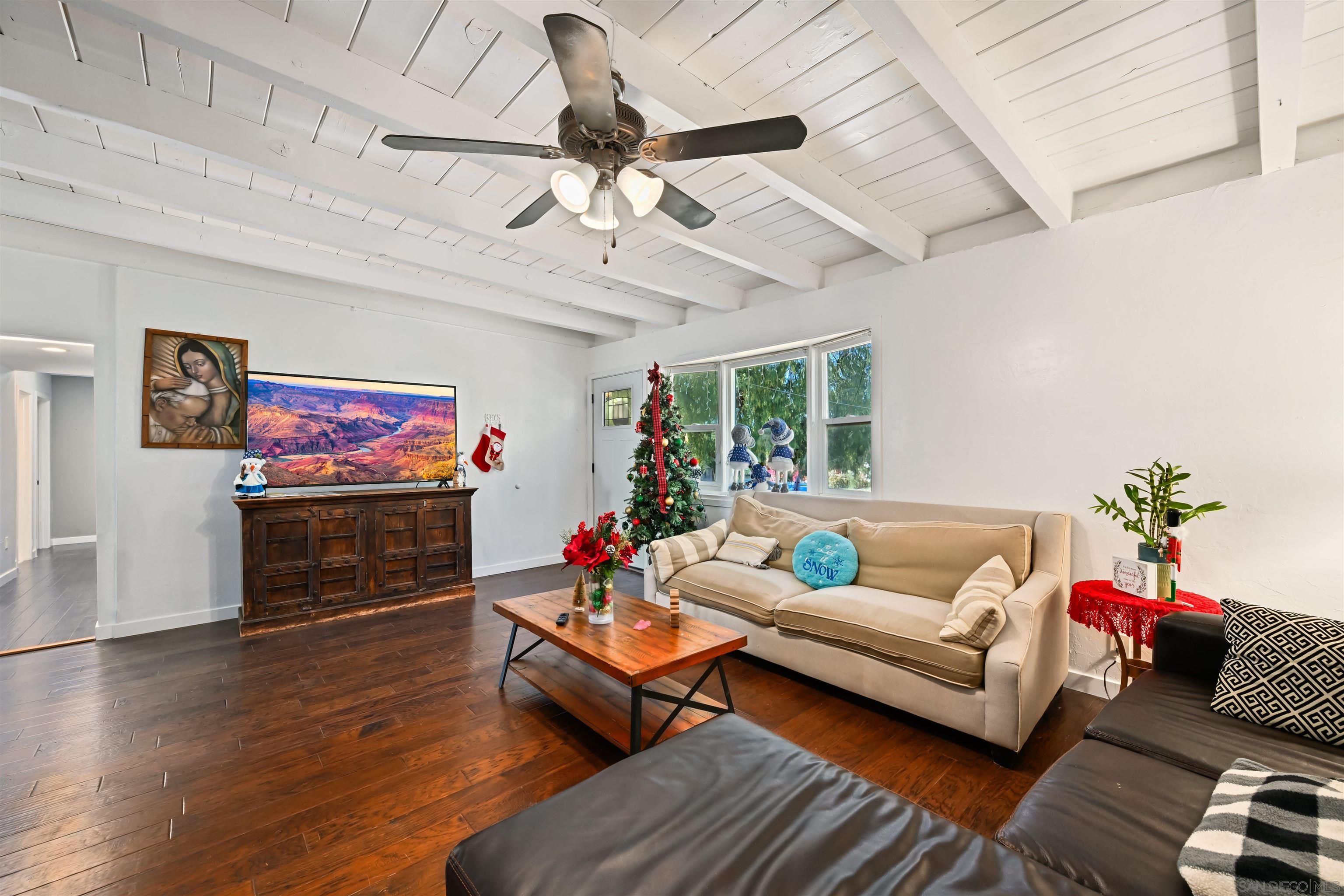 Detail Gallery Image 11 of 42 For 497  Mountain View Rd, El Cajon,  CA 92021 - 5 Beds | 1/1 Baths