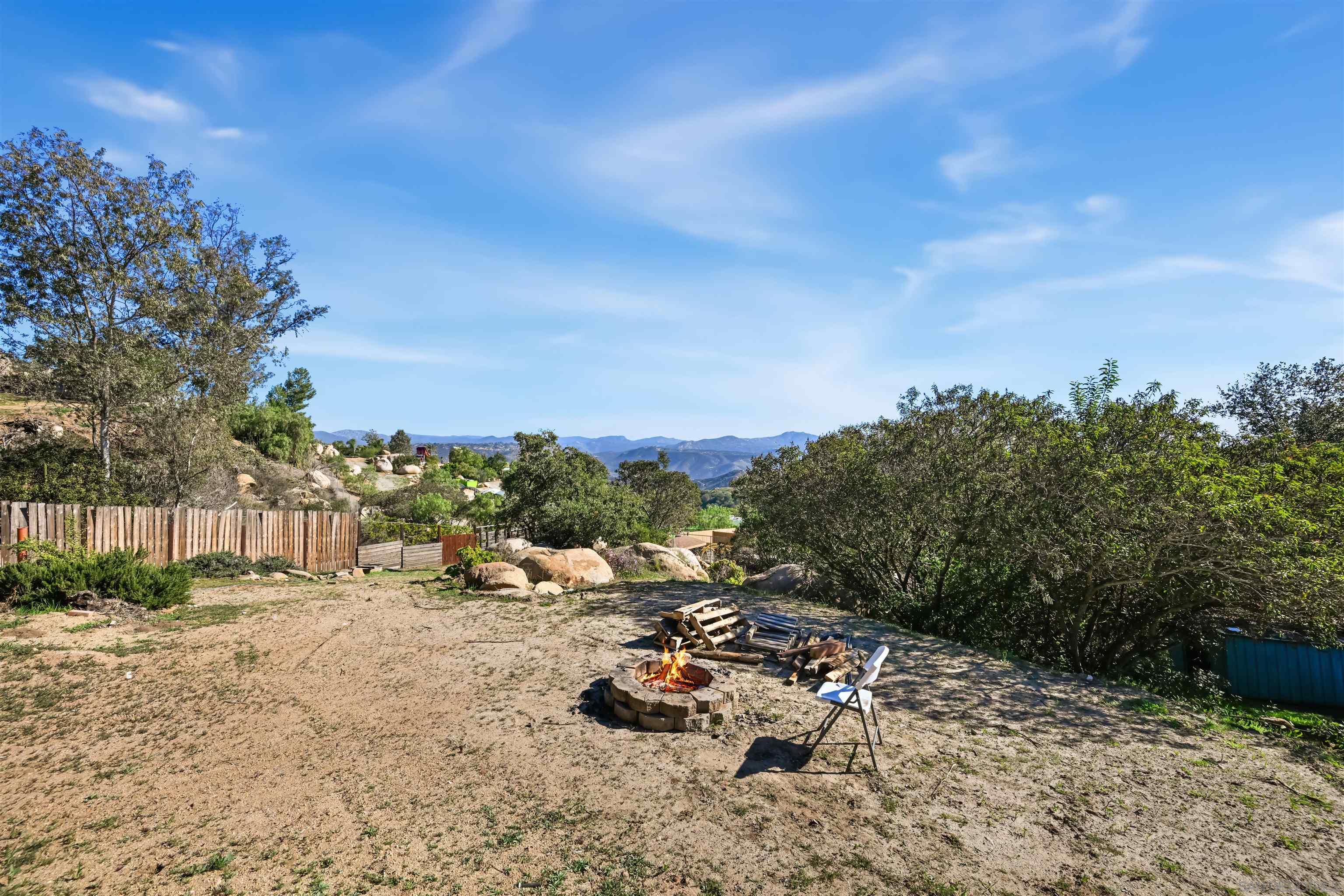 Detail Gallery Image 16 of 42 For 497  Mountain View Rd, El Cajon,  CA 92021 - 5 Beds | 1/1 Baths