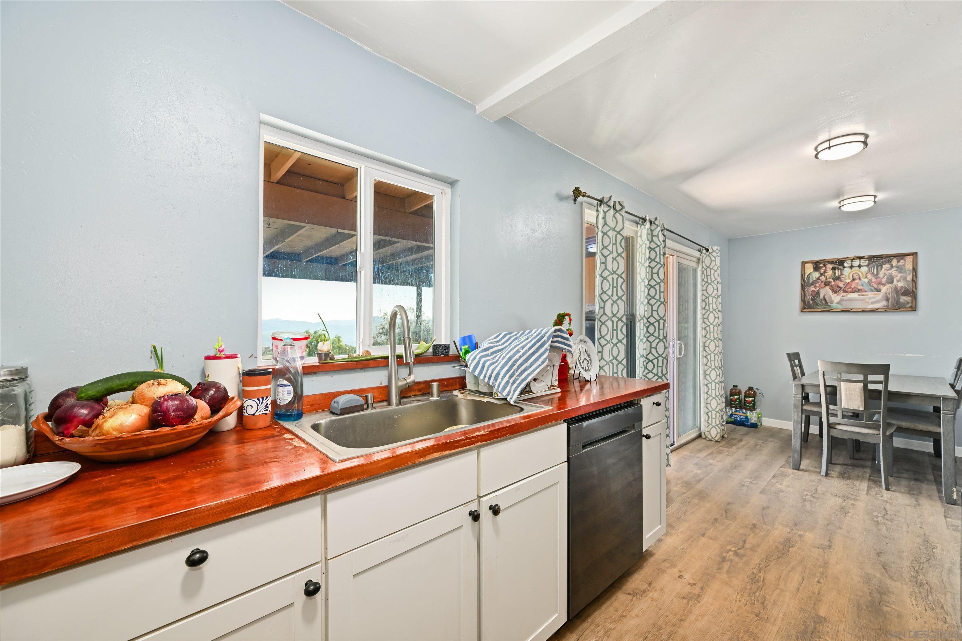 Detail Gallery Image 21 of 42 For 497  Mountain View Rd, El Cajon,  CA 92021 - 5 Beds | 1/1 Baths