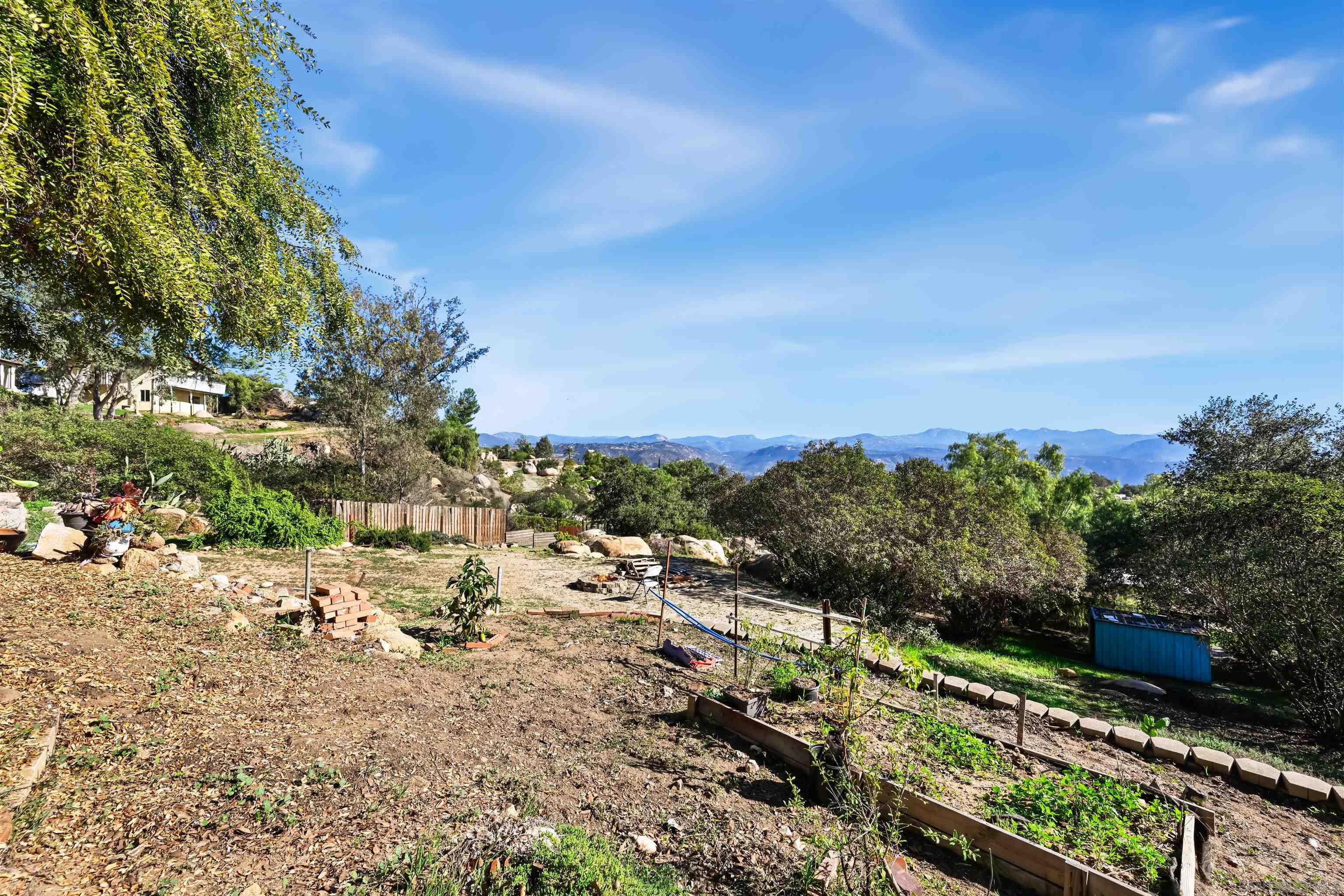 Detail Gallery Image 40 of 42 For 497  Mountain View Rd, El Cajon,  CA 92021 - 5 Beds | 1/1 Baths