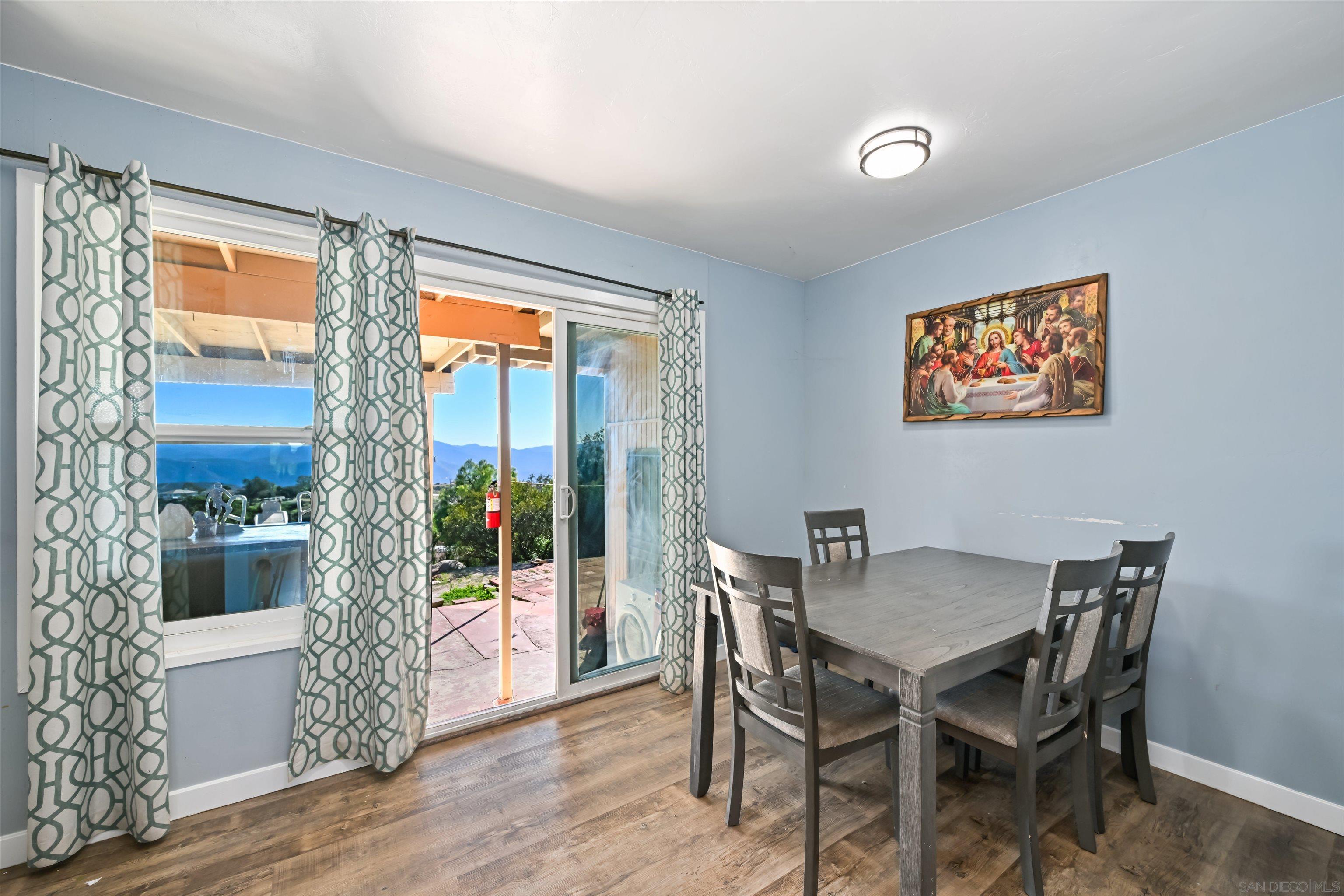 Detail Gallery Image 10 of 42 For 497  Mountain View Rd, El Cajon,  CA 92021 - 5 Beds | 1/1 Baths