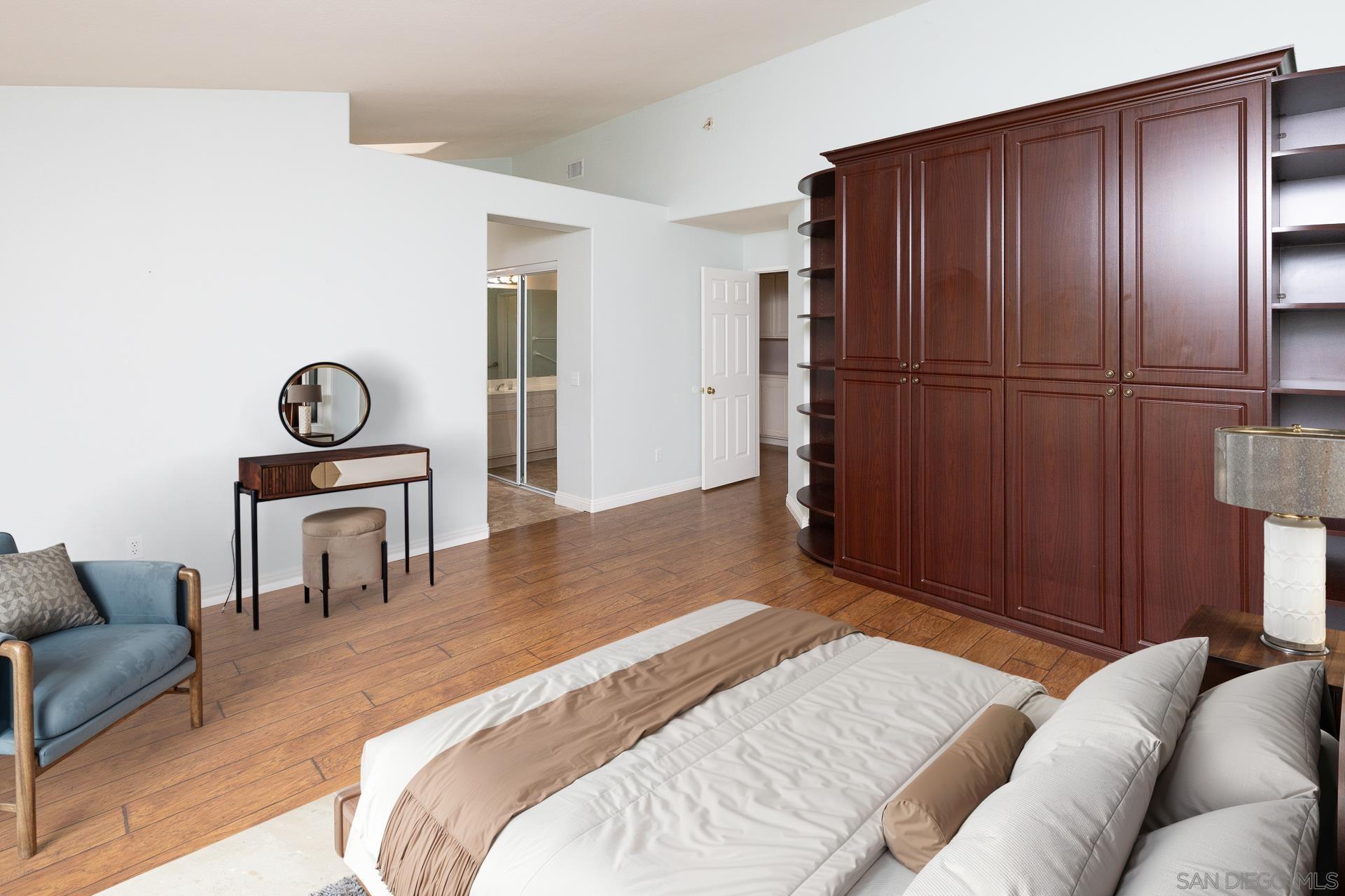 Detail Gallery Image 23 of 47 For 622  Creekside Ave, Oceanside,  CA 92057 - 3 Beds | 2 Baths