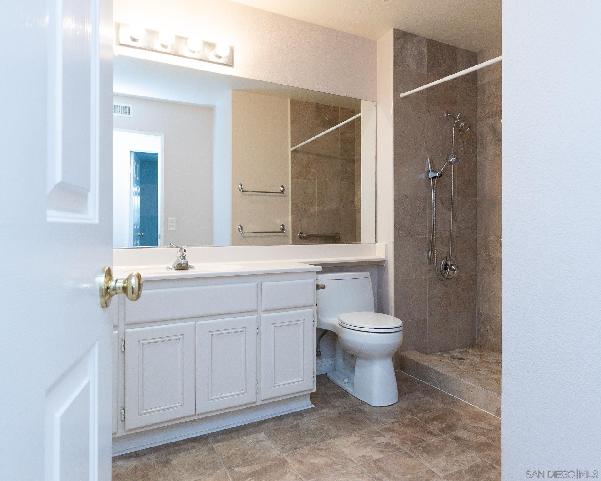 Detail Gallery Image 35 of 47 For 622  Creekside Ave, Oceanside,  CA 92057 - 3 Beds | 2 Baths