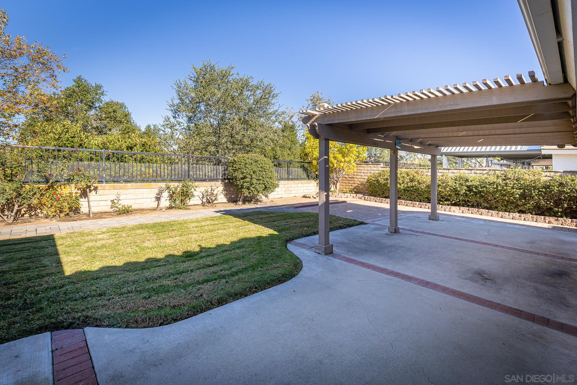 Detail Gallery Image 42 of 47 For 622  Creekside Ave, Oceanside,  CA 92057 - 3 Beds | 2 Baths