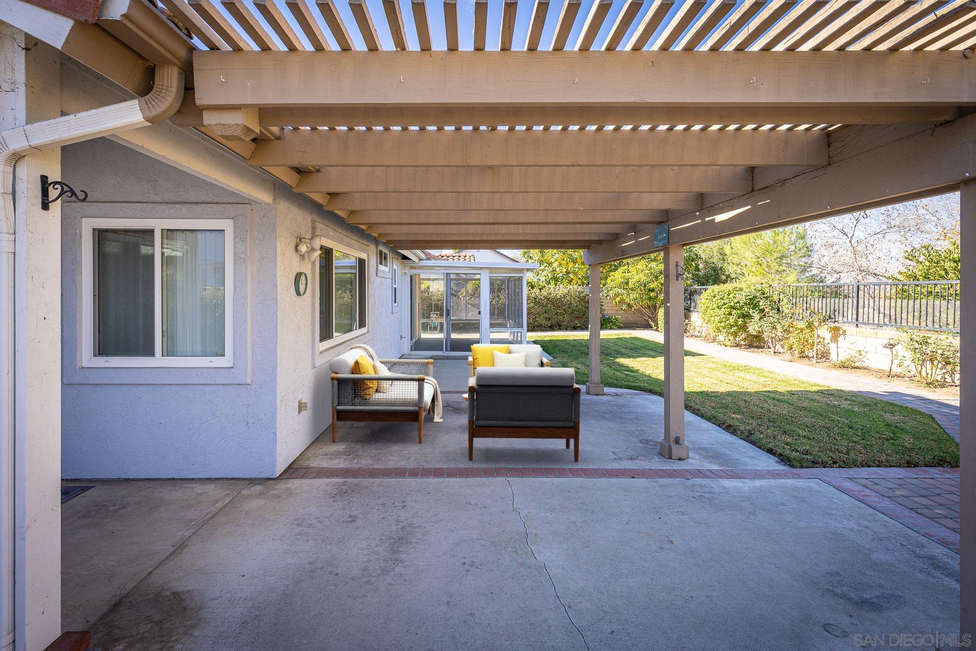 Detail Gallery Image 43 of 47 For 622  Creekside Ave, Oceanside,  CA 92057 - 3 Beds | 2 Baths