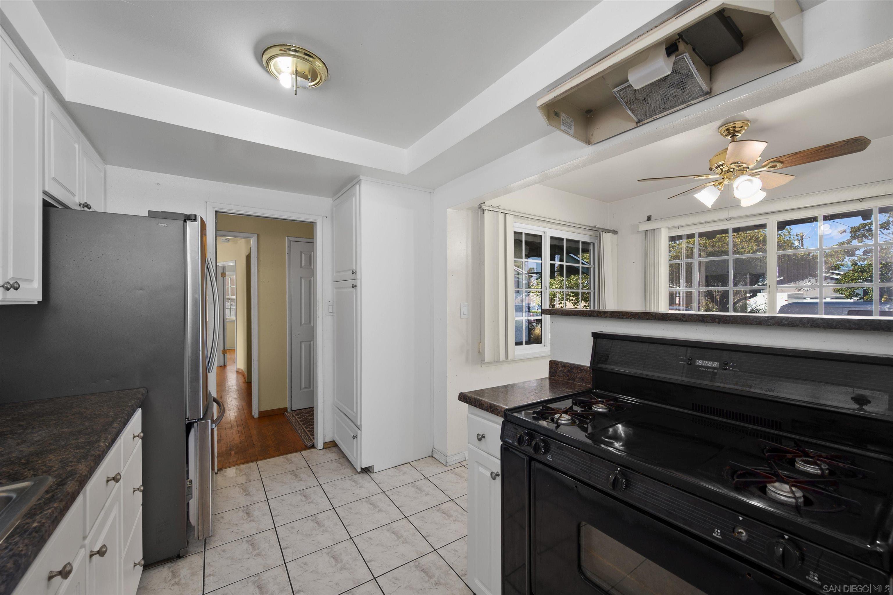 Detail Gallery Image 13 of 36 For 62 E Palomar Dr., Chula Vista,  CA 91911 - 3 Beds | 2 Baths