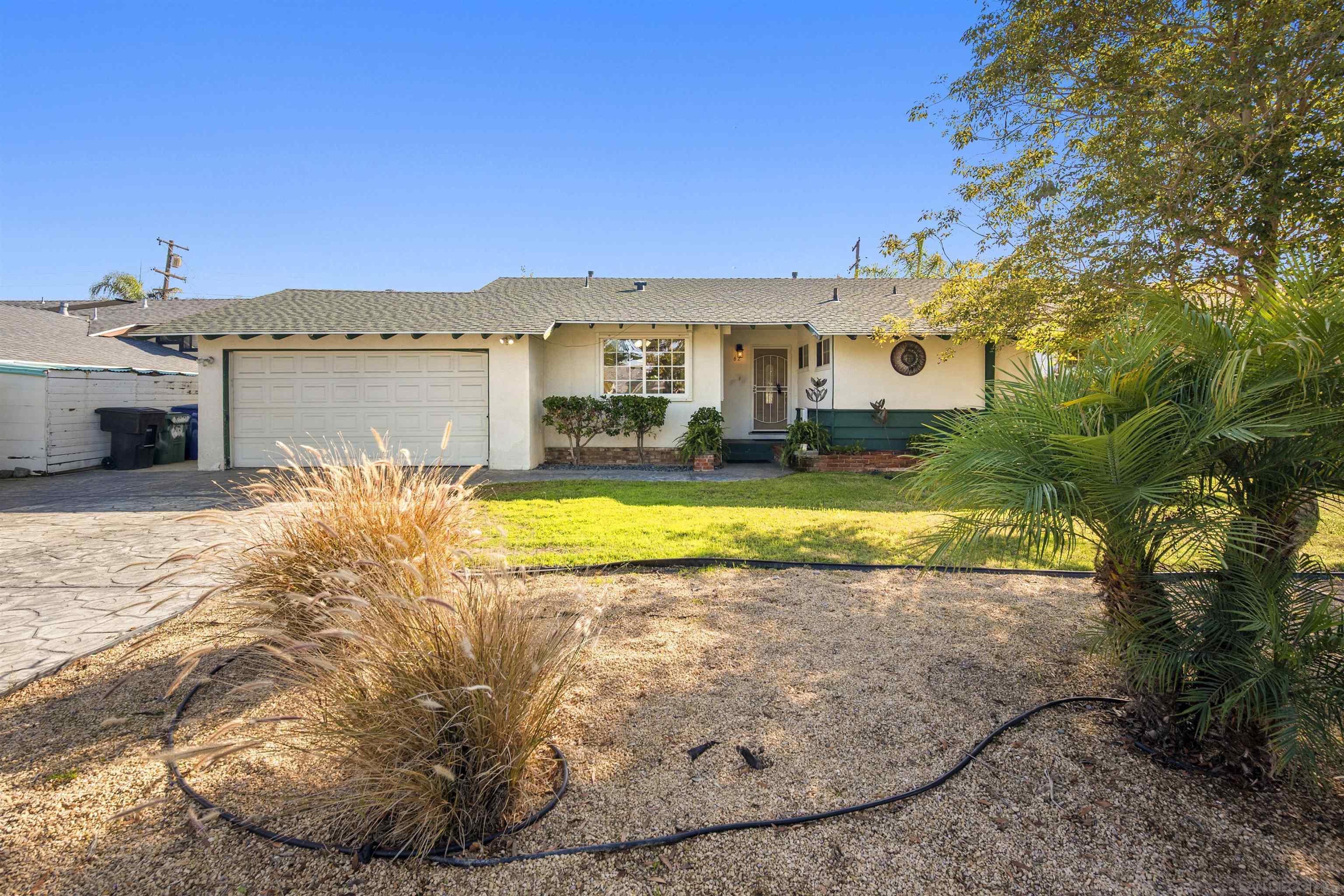 Detail Gallery Image 3 of 36 For 62 E Palomar Dr., Chula Vista,  CA 91911 - 3 Beds | 2 Baths