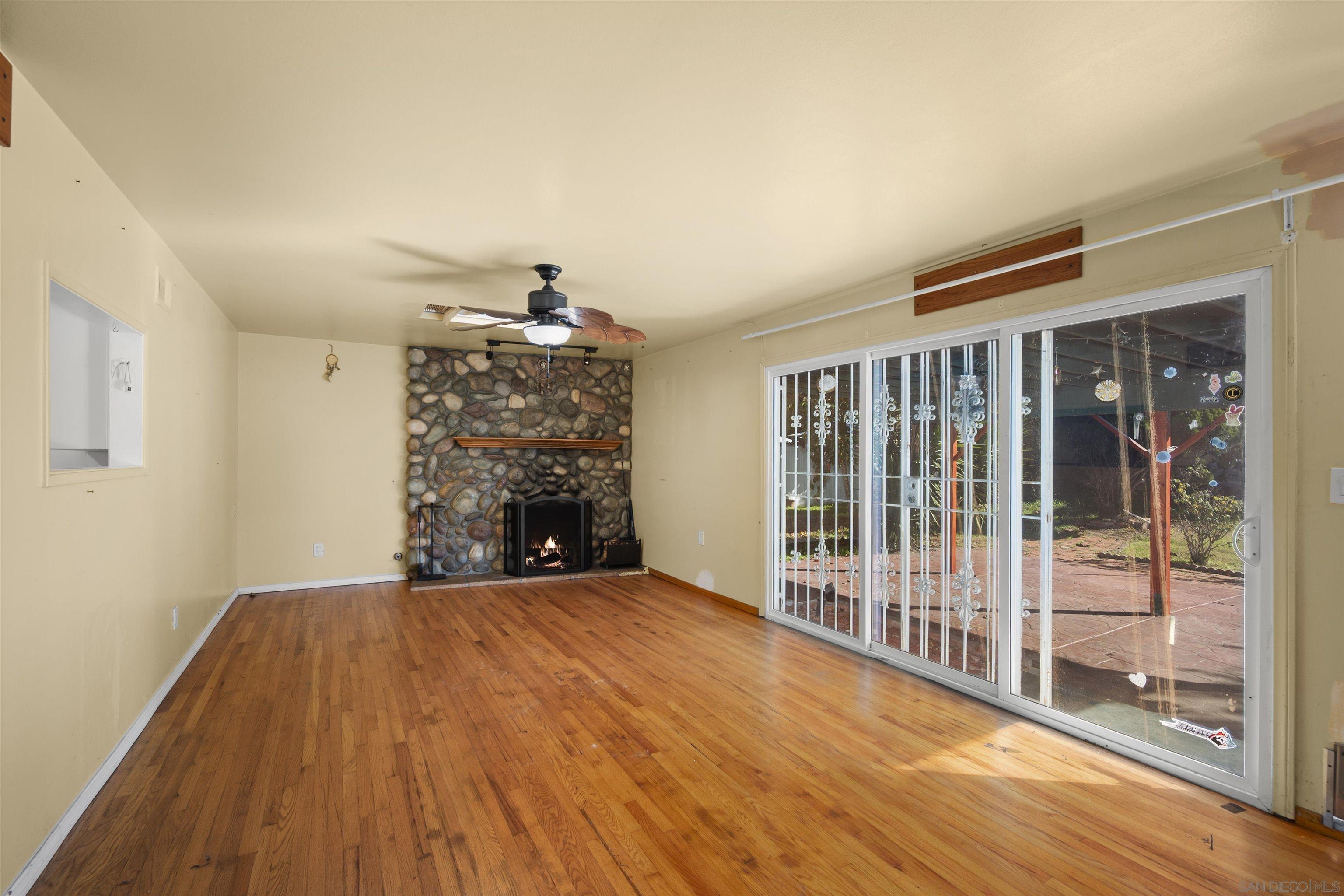 Detail Gallery Image 7 of 36 For 62 E Palomar Dr., Chula Vista,  CA 91911 - 3 Beds | 2 Baths