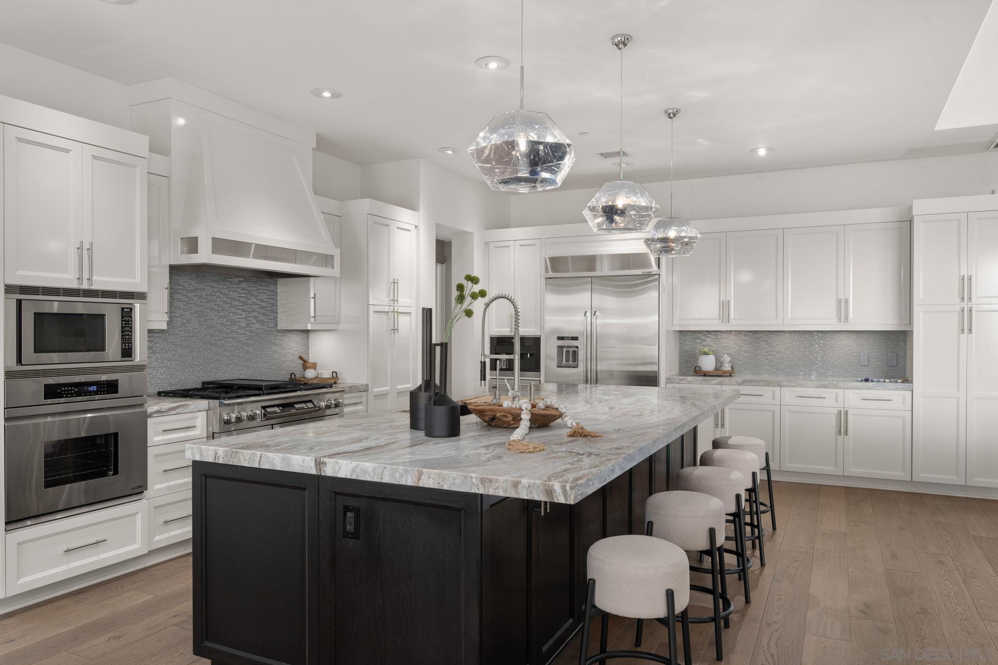 Detail Gallery Image 5 of 23 For 6968  Saint Andrews Rd, Rancho Santa Fe,  CA 92067 - 5 Beds | 4/2 Baths