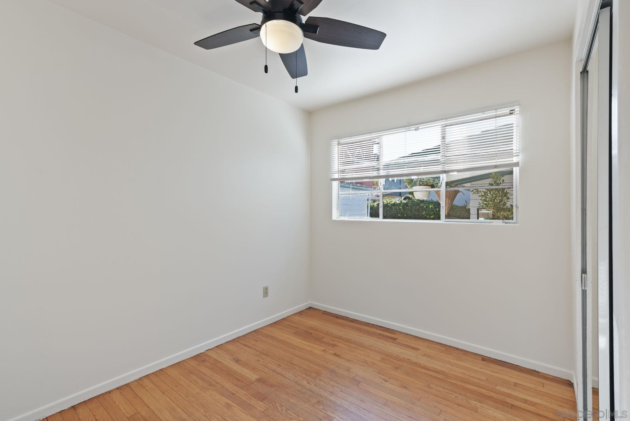 Detail Gallery Image 14 of 30 For 643  Nautilus, La Jolla,  CA 92037 - 2 Beds | 1 Baths