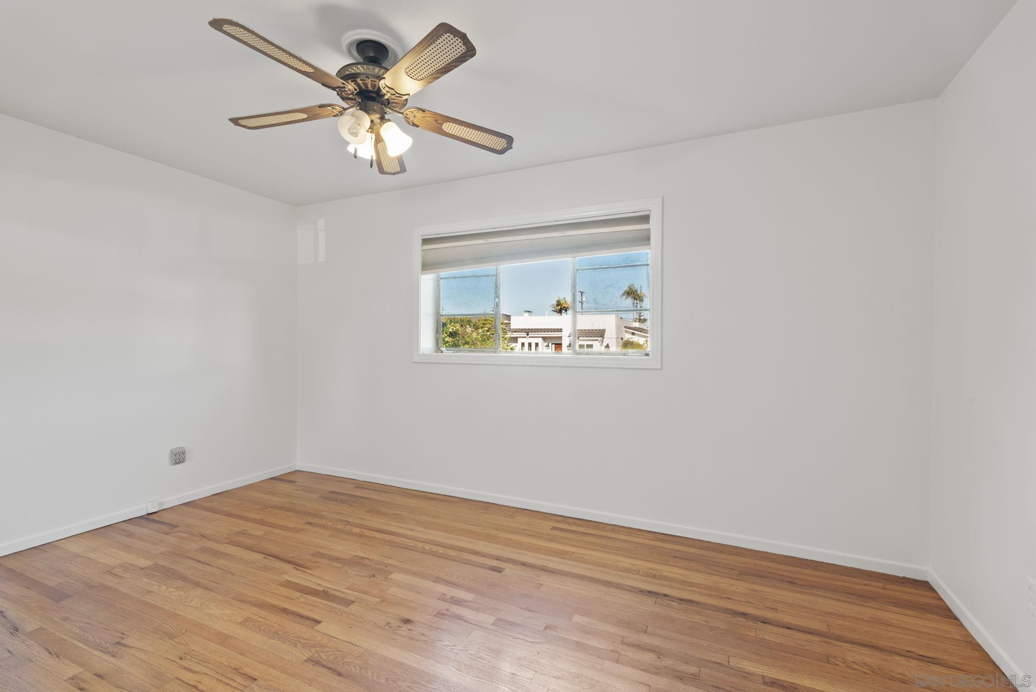 Detail Gallery Image 18 of 30 For 643  Nautilus, La Jolla,  CA 92037 - 2 Beds | 1 Baths