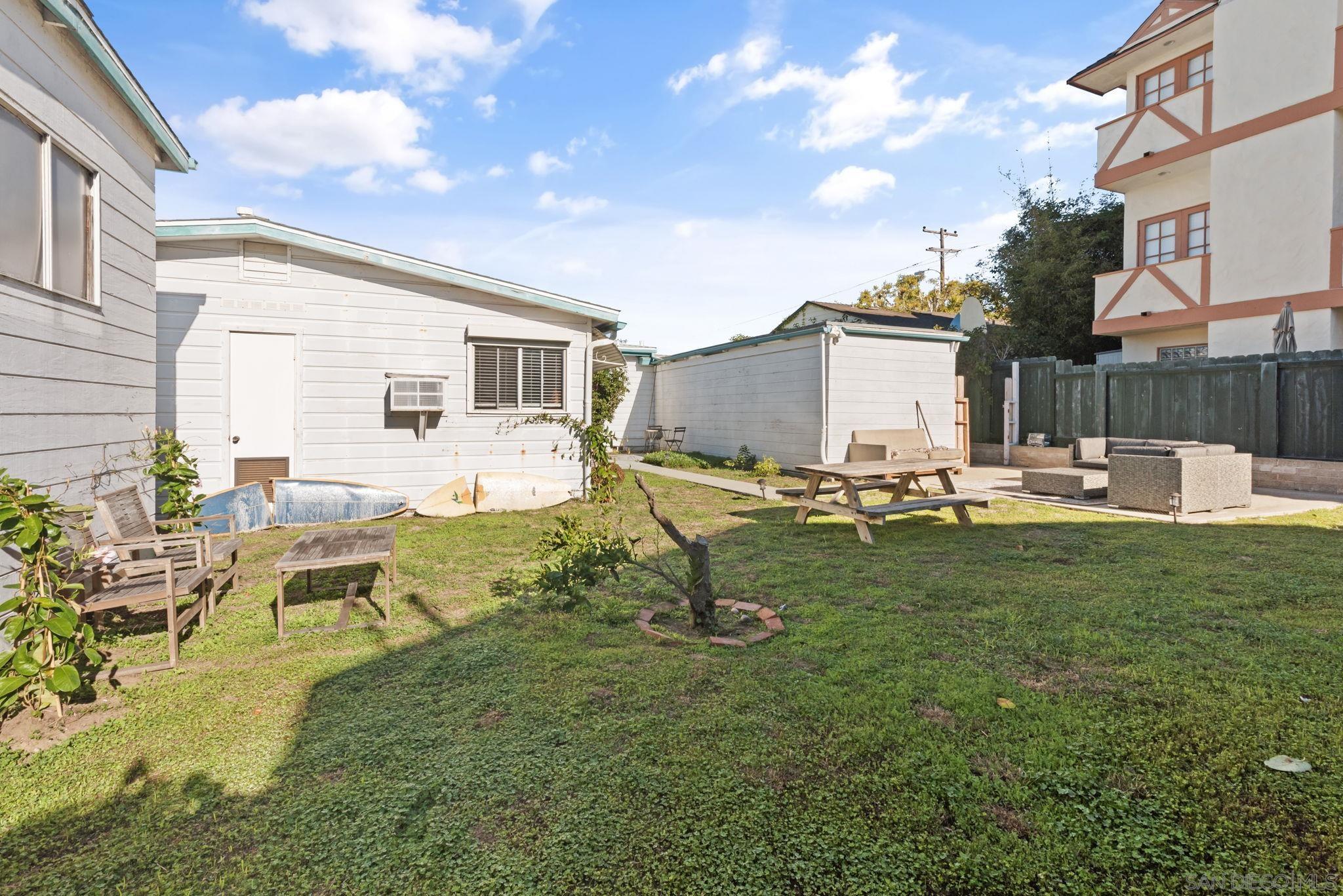 Detail Gallery Image 29 of 30 For 643  Nautilus, La Jolla,  CA 92037 - 2 Beds | 1 Baths