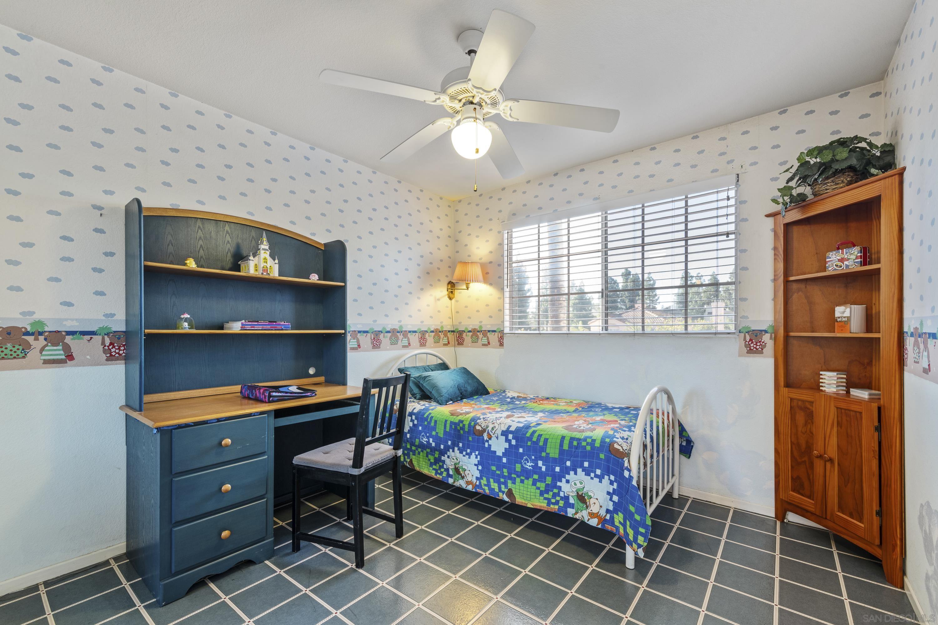 Detail Gallery Image 17 of 27 For 2100  Waterside Dr, Chula Vista,  CA 91913 - 3 Beds | 2/1 Baths