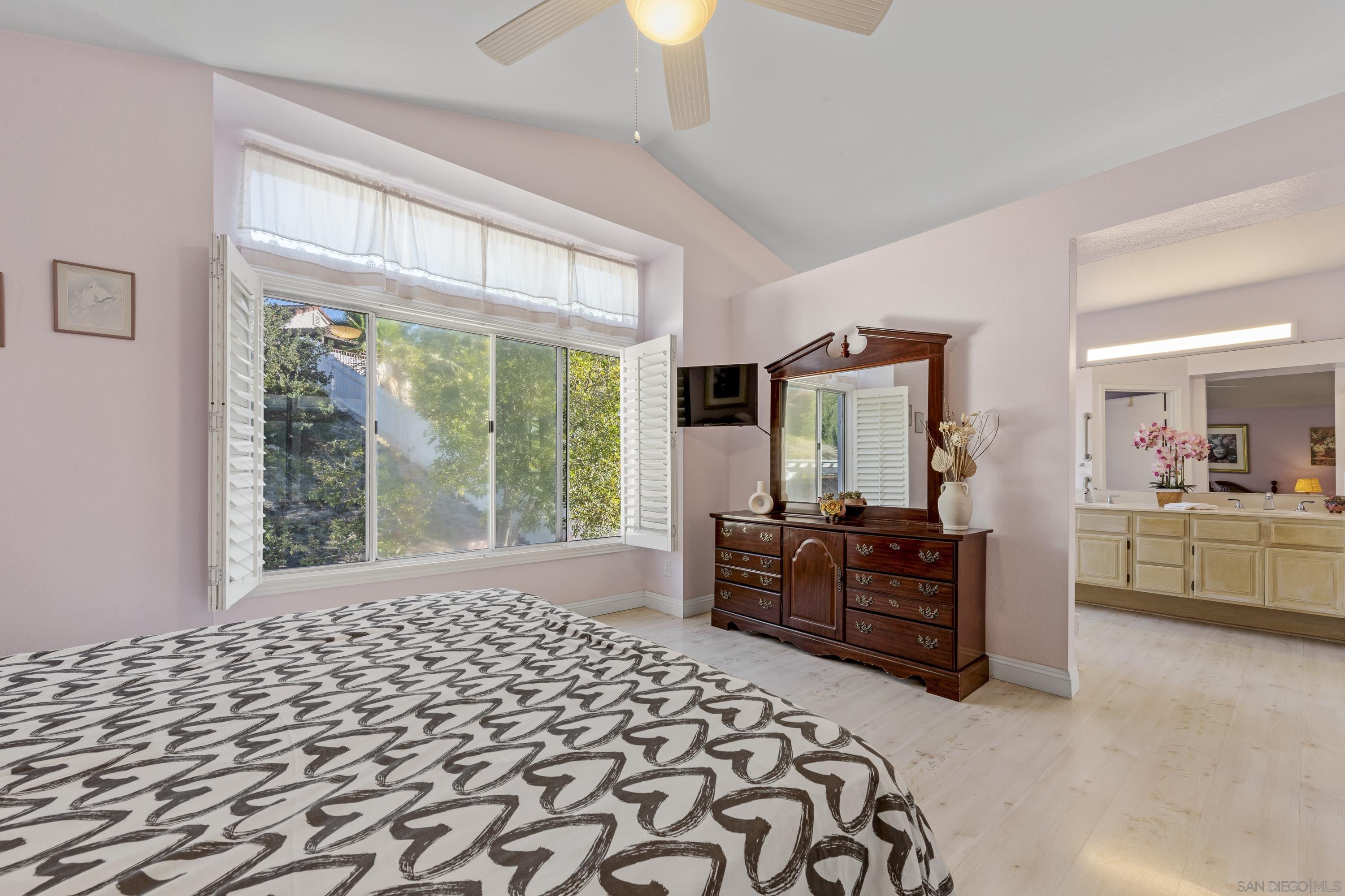 Detail Gallery Image 24 of 27 For 2100  Waterside Dr, Chula Vista,  CA 91913 - 3 Beds | 2/1 Baths