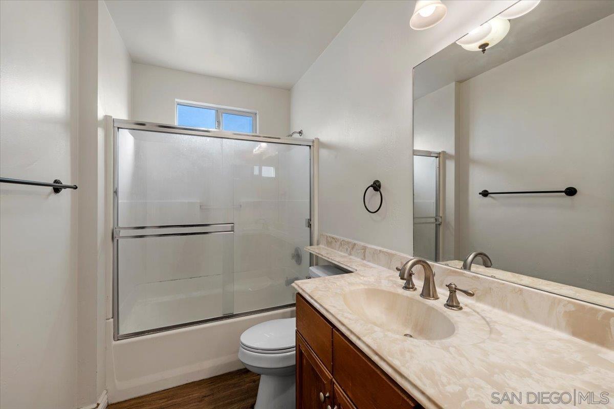 Detail Gallery Image 12 of 21 For 175  Avenida Descanso  #205,  Oceanside,  CA 92057 - 1 Beds | 1 Baths