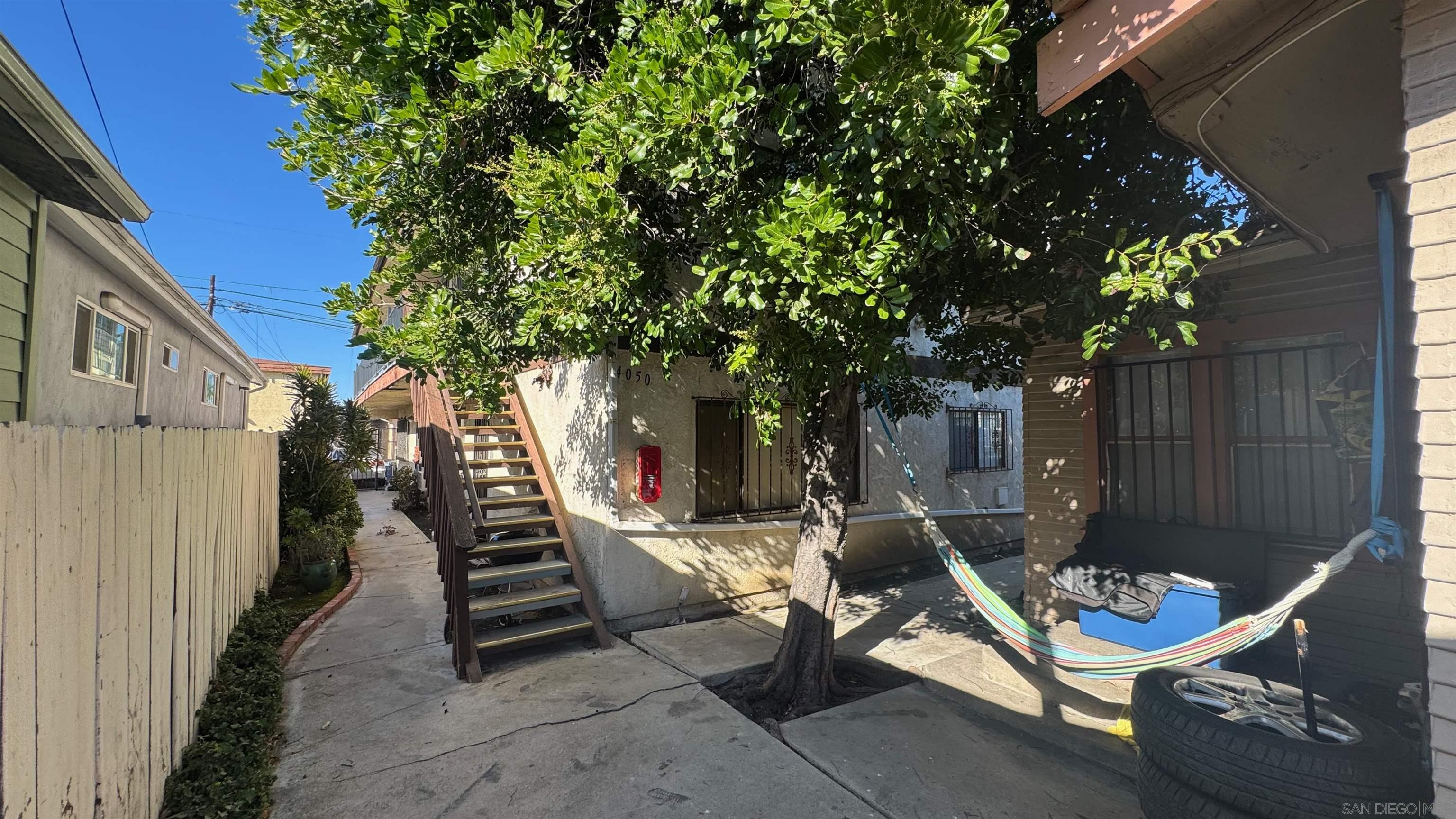 Detail Gallery Image 11 of 21 For 4048-50  35th St., San Diego,  CA 92104 - – Beds | – Baths