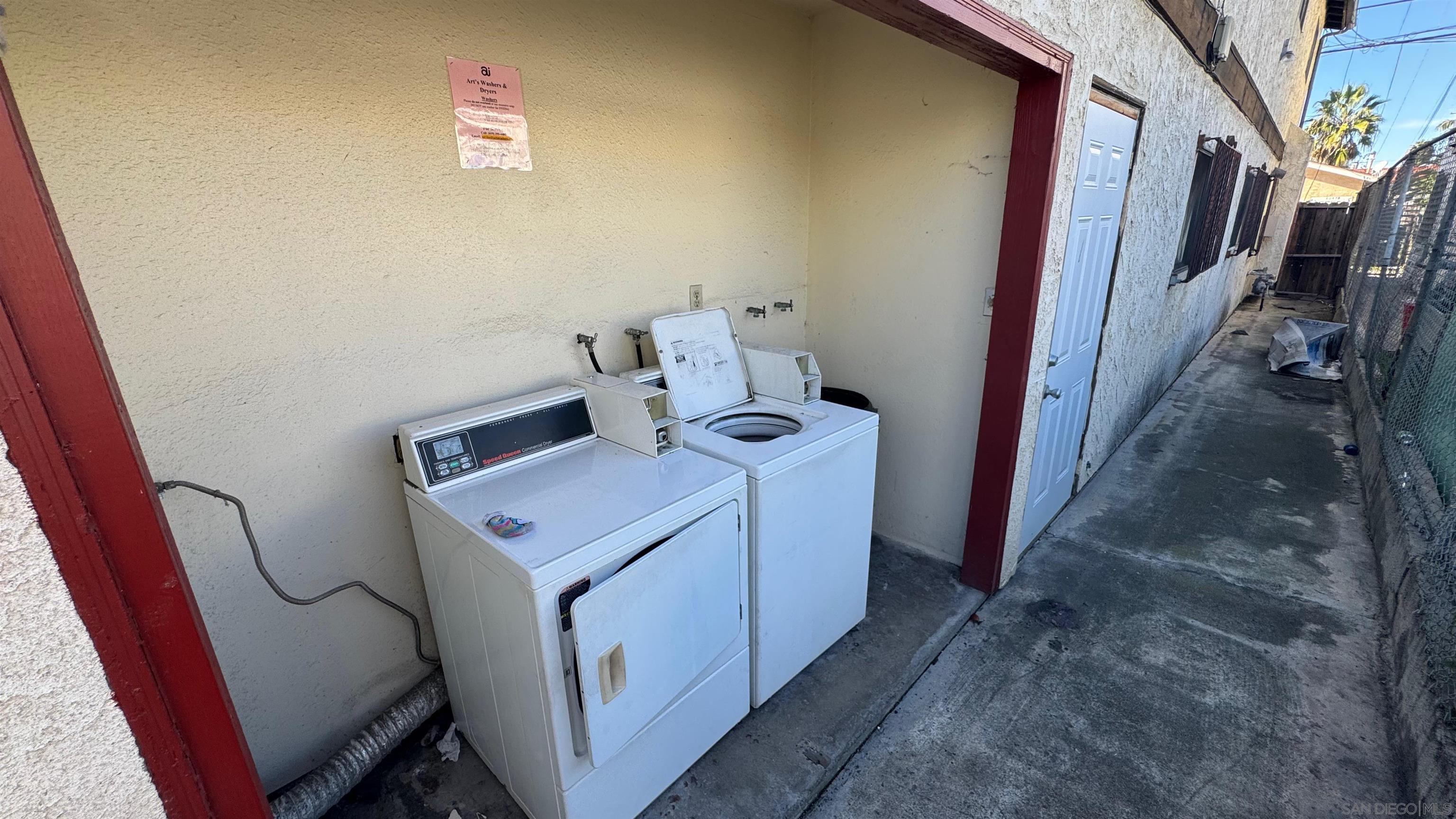 Detail Gallery Image 17 of 21 For 4048-50  35th St., San Diego,  CA 92104 - – Beds | – Baths