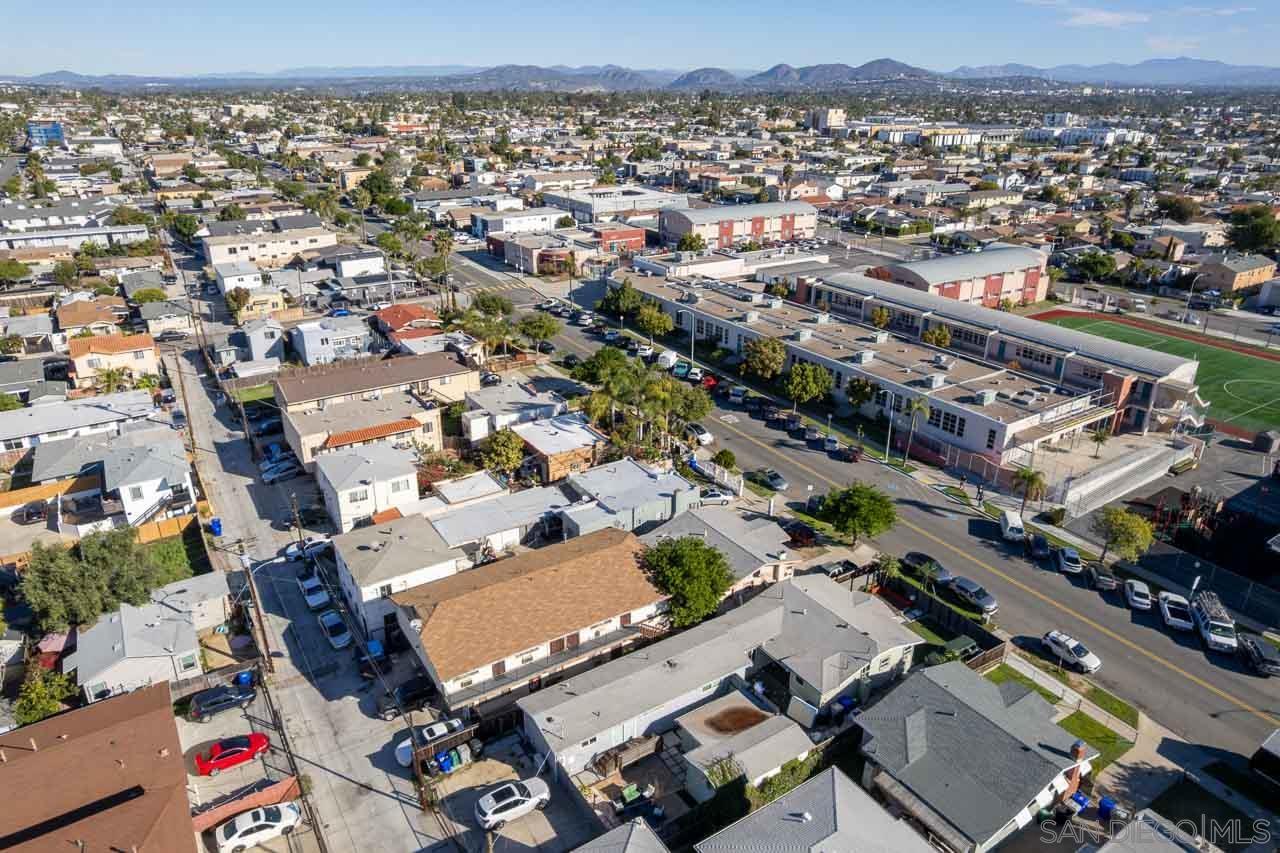 Detail Gallery Image 8 of 21 For 4048-50  35th St., San Diego,  CA 92104 - – Beds | – Baths