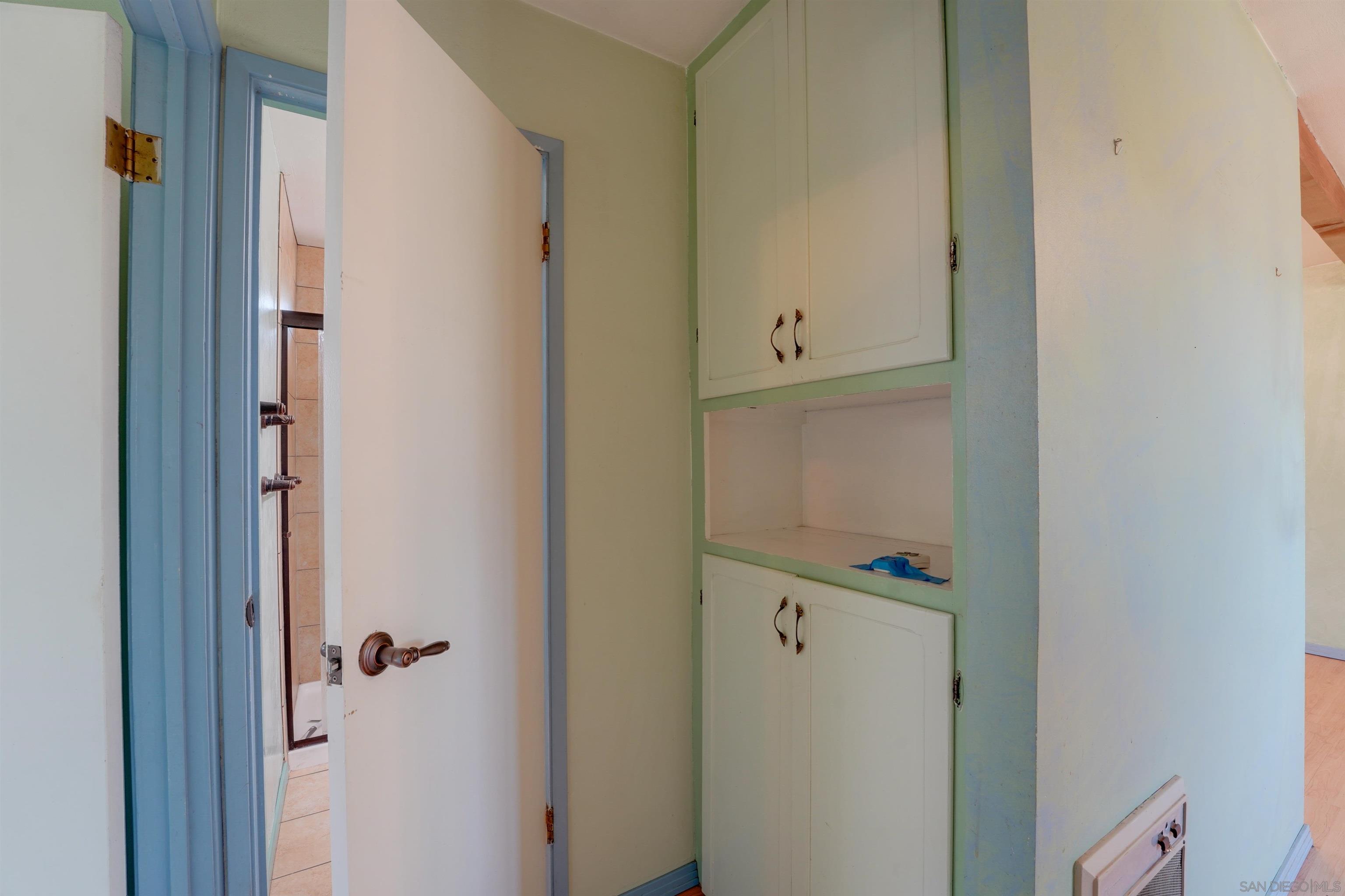 Detail Gallery Image 20 of 38 For 14153  Ezra Ln, Poway,  CA 92064 - 3 Beds | 1 Baths