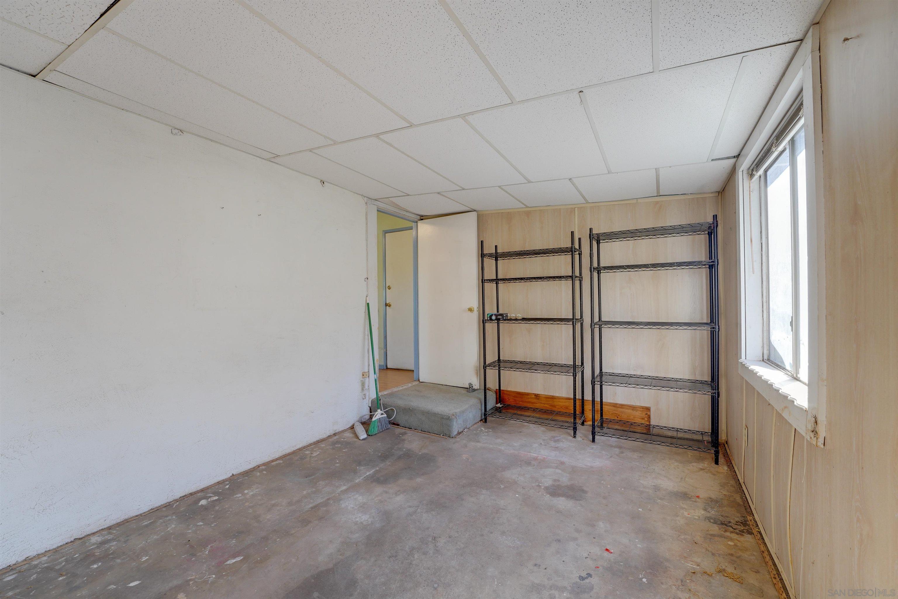 Detail Gallery Image 26 of 38 For 14153  Ezra Ln, Poway,  CA 92064 - 3 Beds | 1 Baths