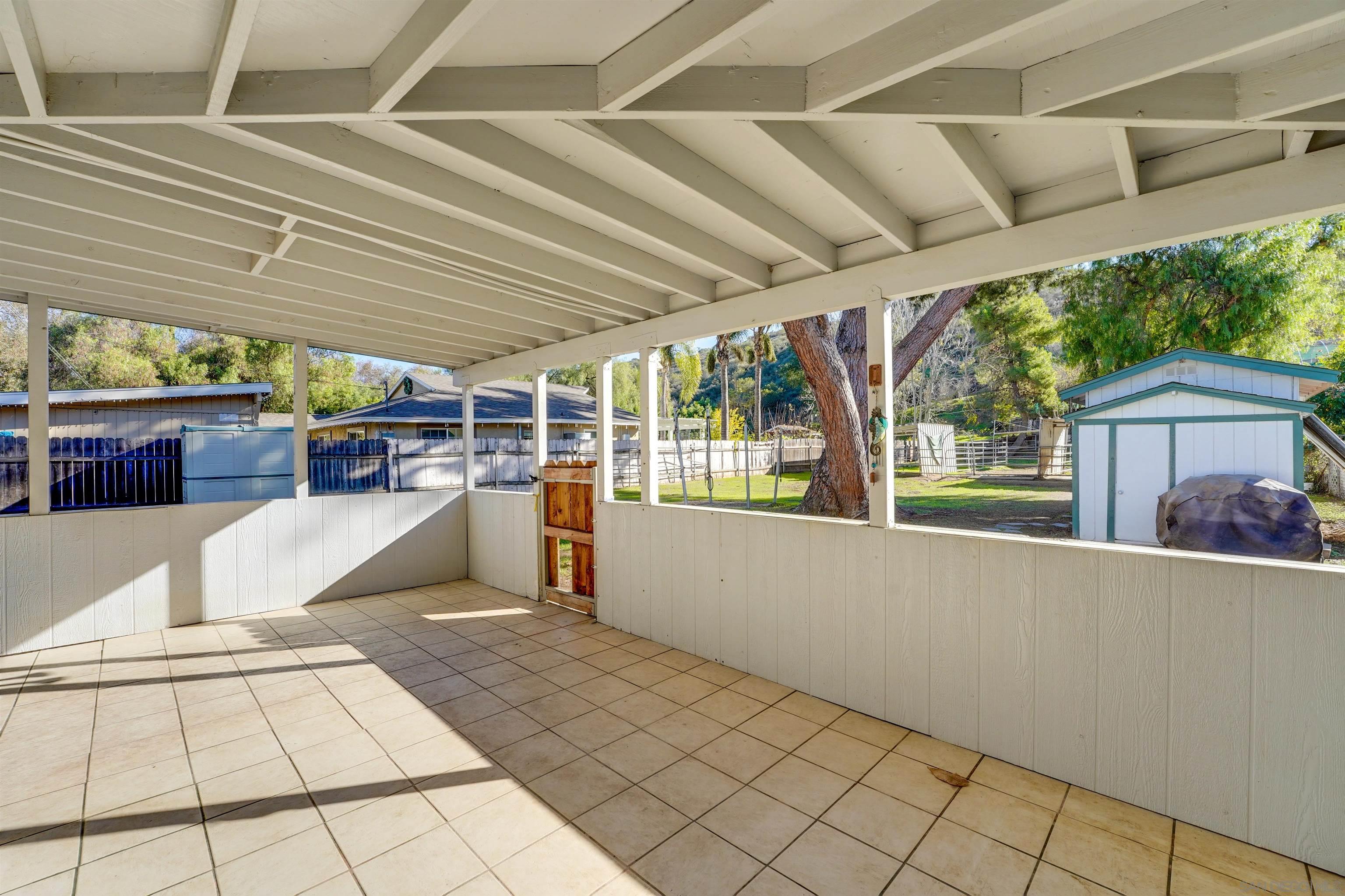 Detail Gallery Image 27 of 38 For 14153  Ezra Ln, Poway,  CA 92064 - 3 Beds | 1 Baths