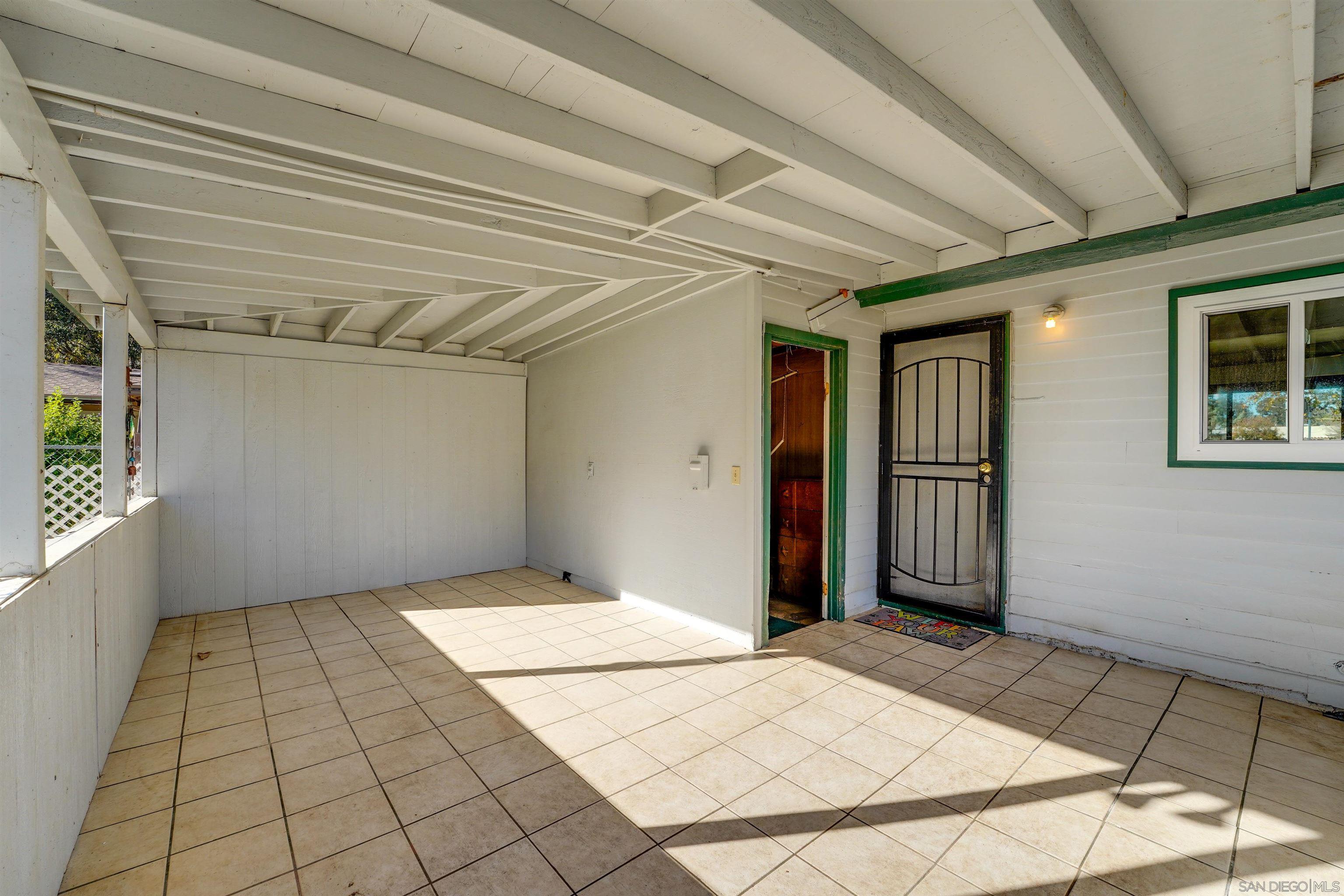 Detail Gallery Image 28 of 38 For 14153  Ezra Ln, Poway,  CA 92064 - 3 Beds | 1 Baths