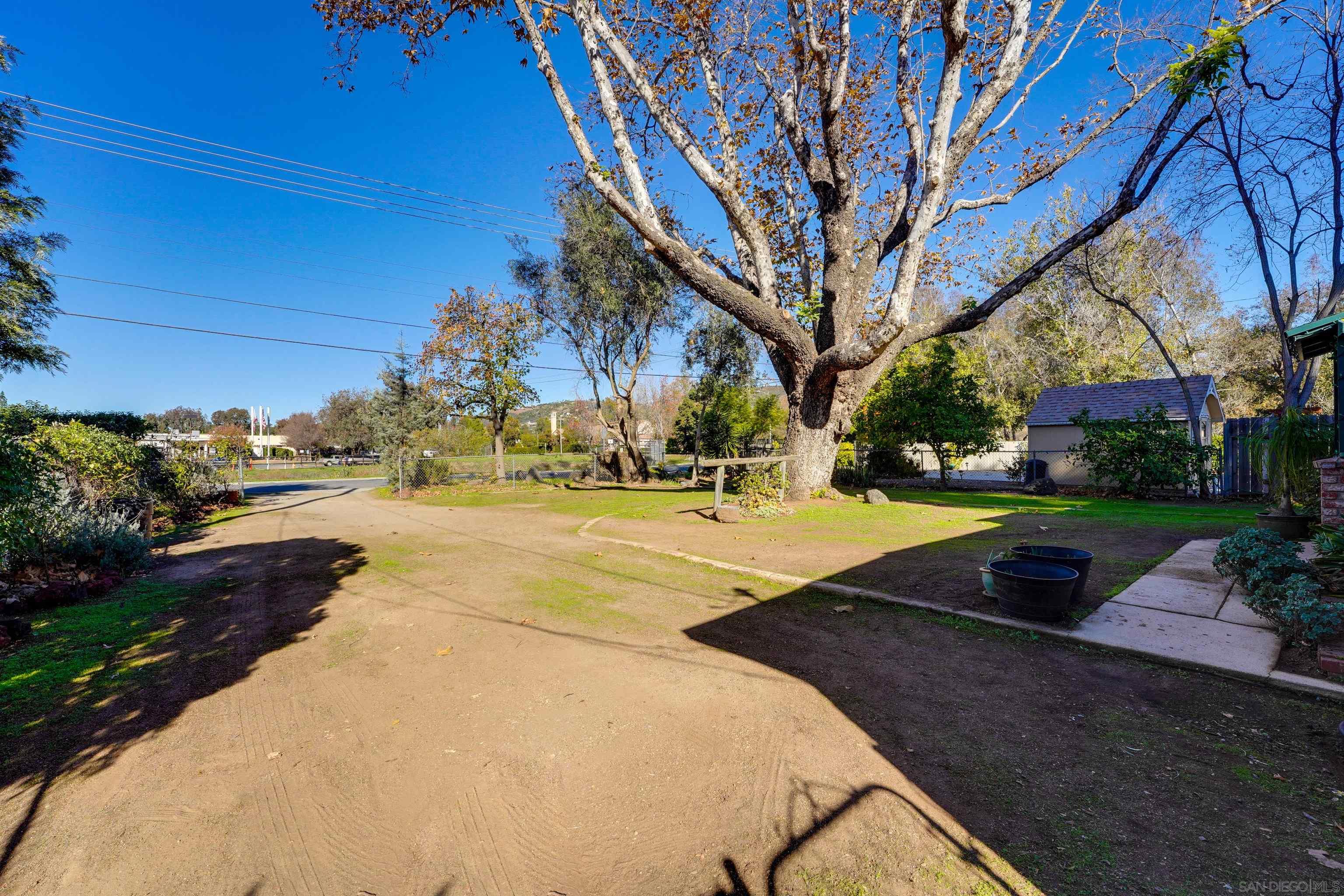 Detail Gallery Image 34 of 38 For 14153  Ezra Ln, Poway,  CA 92064 - 3 Beds | 1 Baths