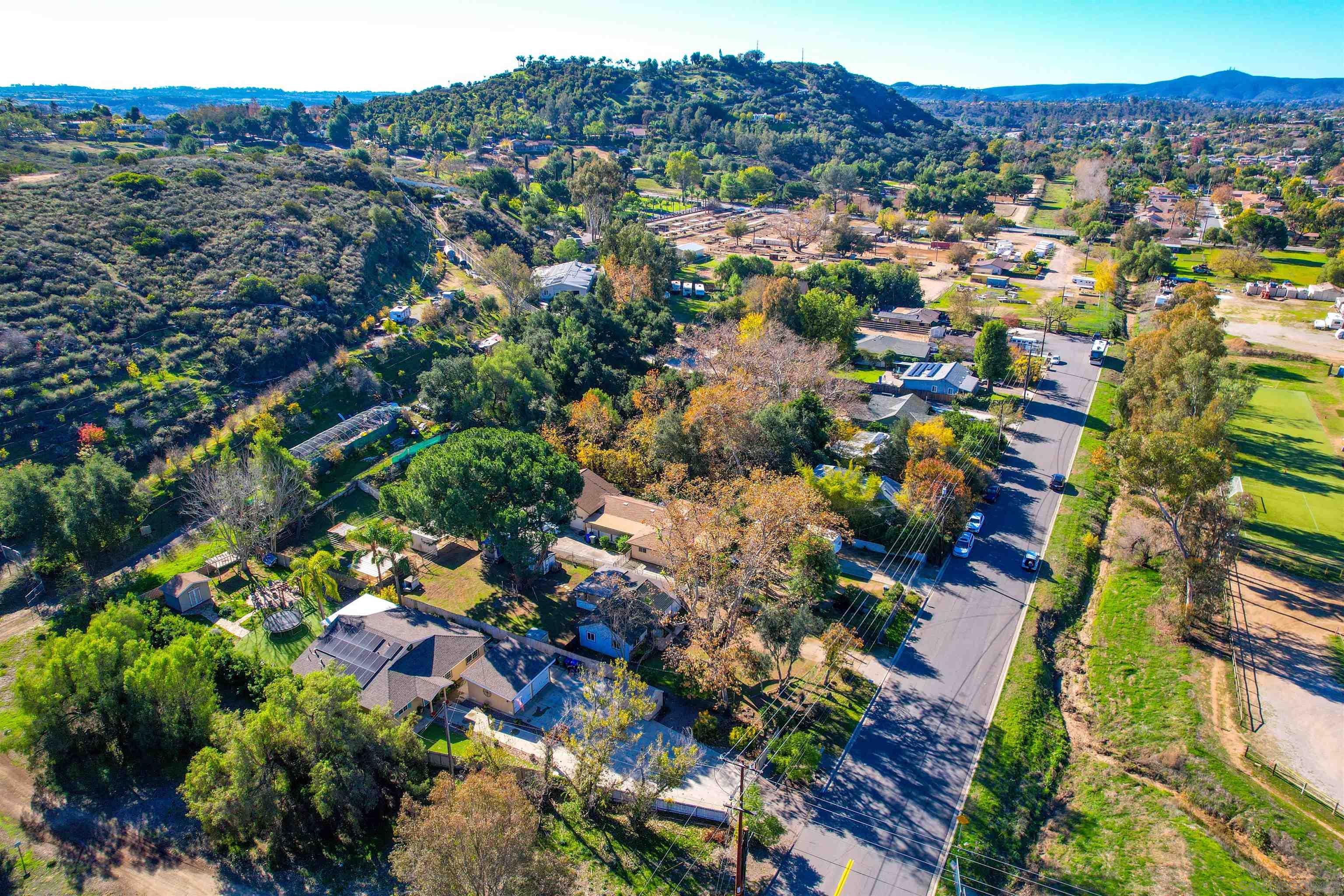 Detail Gallery Image 36 of 38 For 14153  Ezra Ln, Poway,  CA 92064 - 3 Beds | 1 Baths
