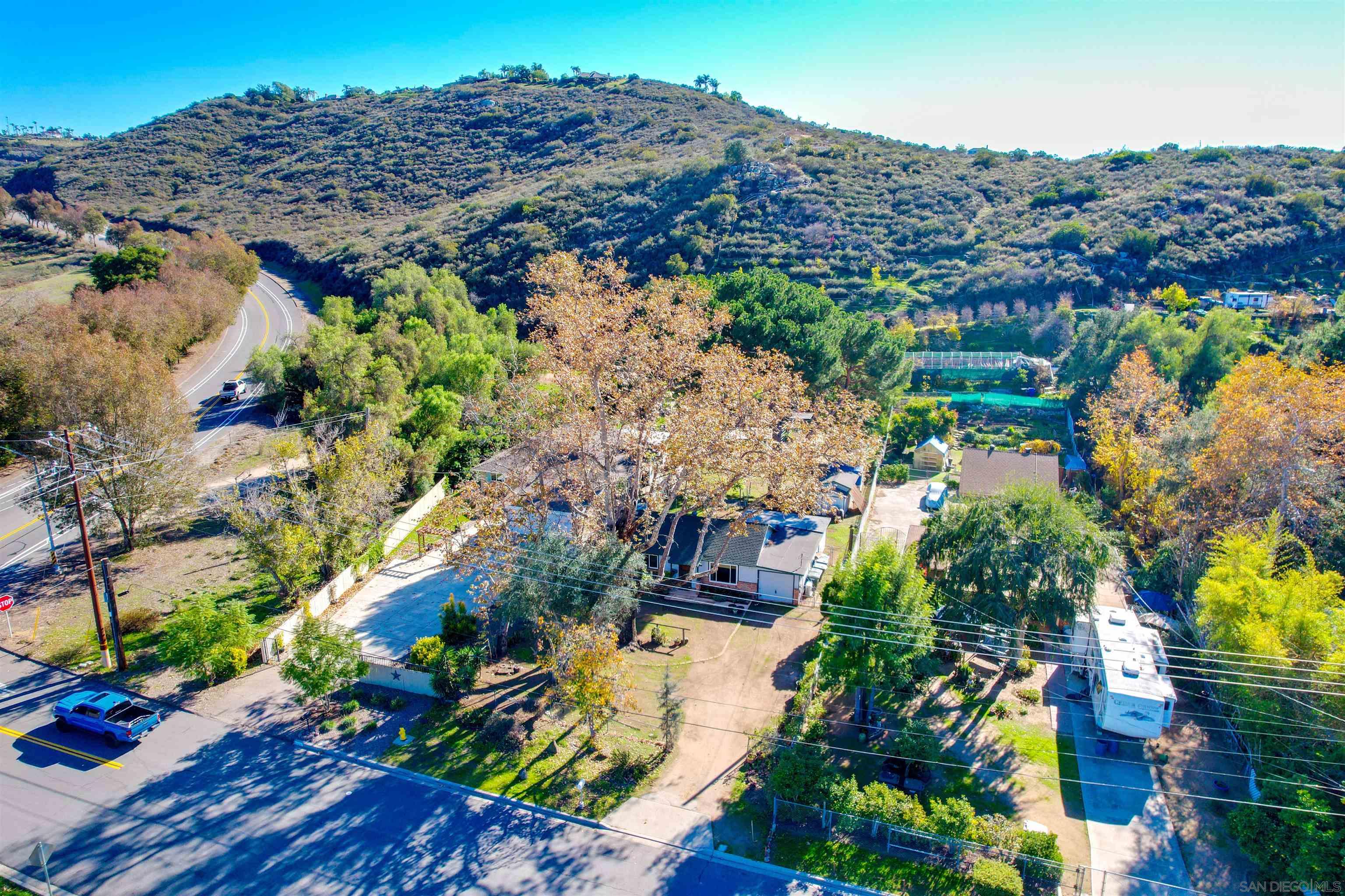 Detail Gallery Image 37 of 38 For 14153  Ezra Ln, Poway,  CA 92064 - 3 Beds | 1 Baths