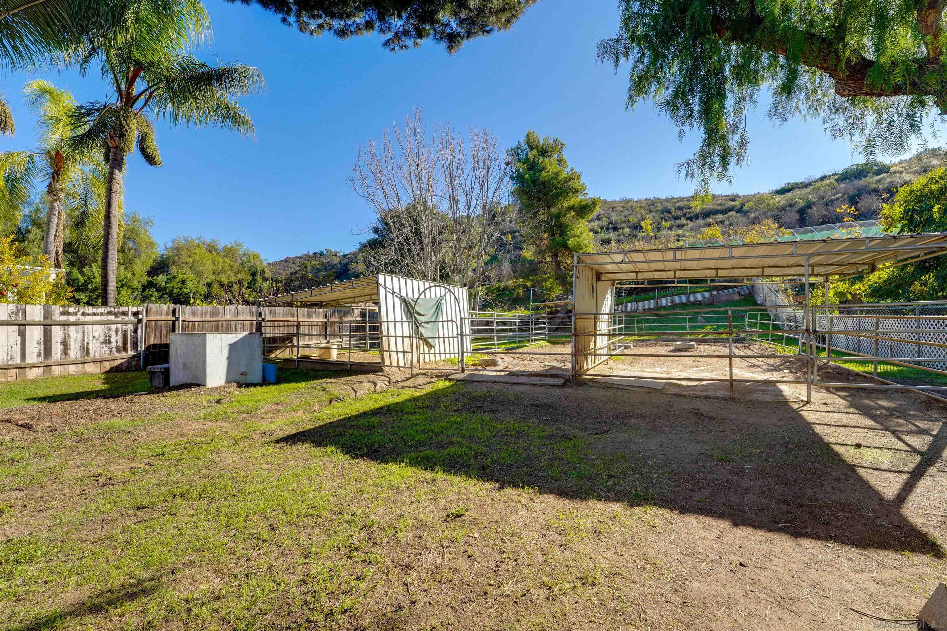 Detail Gallery Image 8 of 38 For 14153  Ezra Ln, Poway,  CA 92064 - 3 Beds | 1 Baths