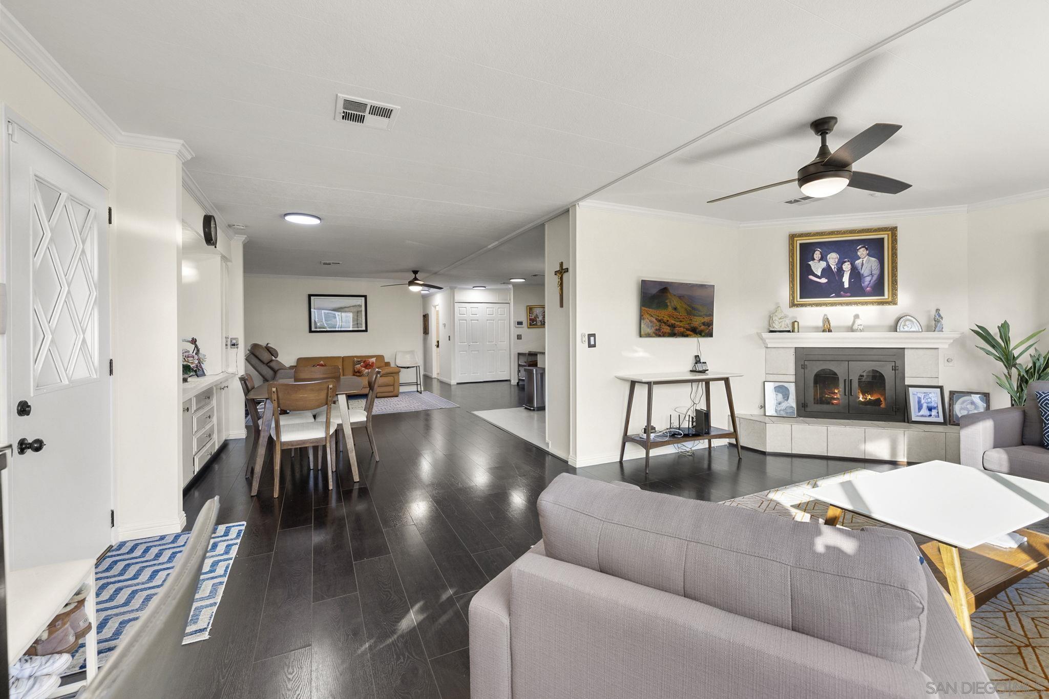 Detail Gallery Image 4 of 67 For 7004  San Bartolo, Carlsbad,  CA 92011 - 2 Beds | 2 Baths