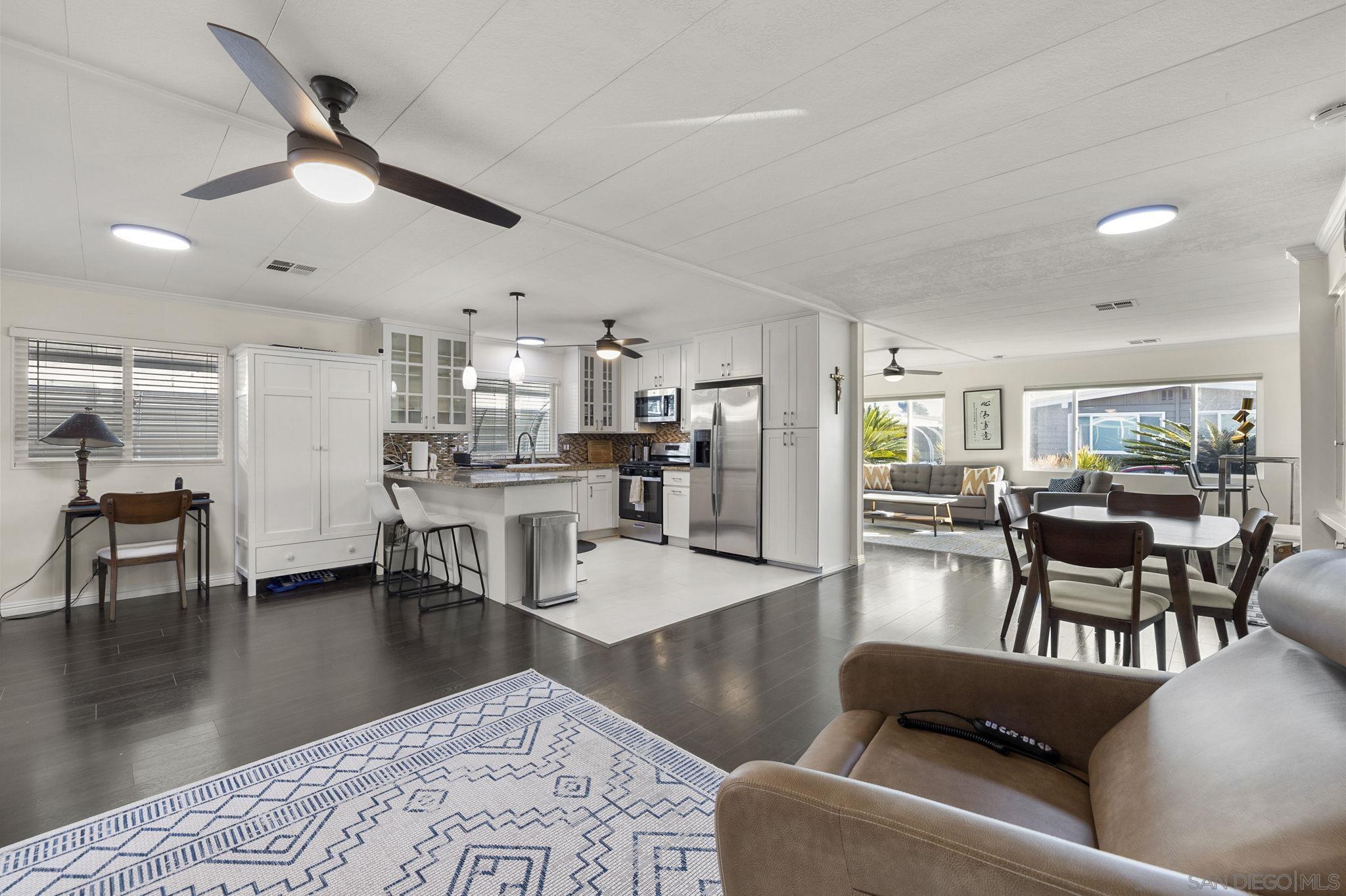 Detail Gallery Image 6 of 65 For 7004  San Bartolo, Carlsbad,  CA 92011 - 2 Beds | 2 Baths