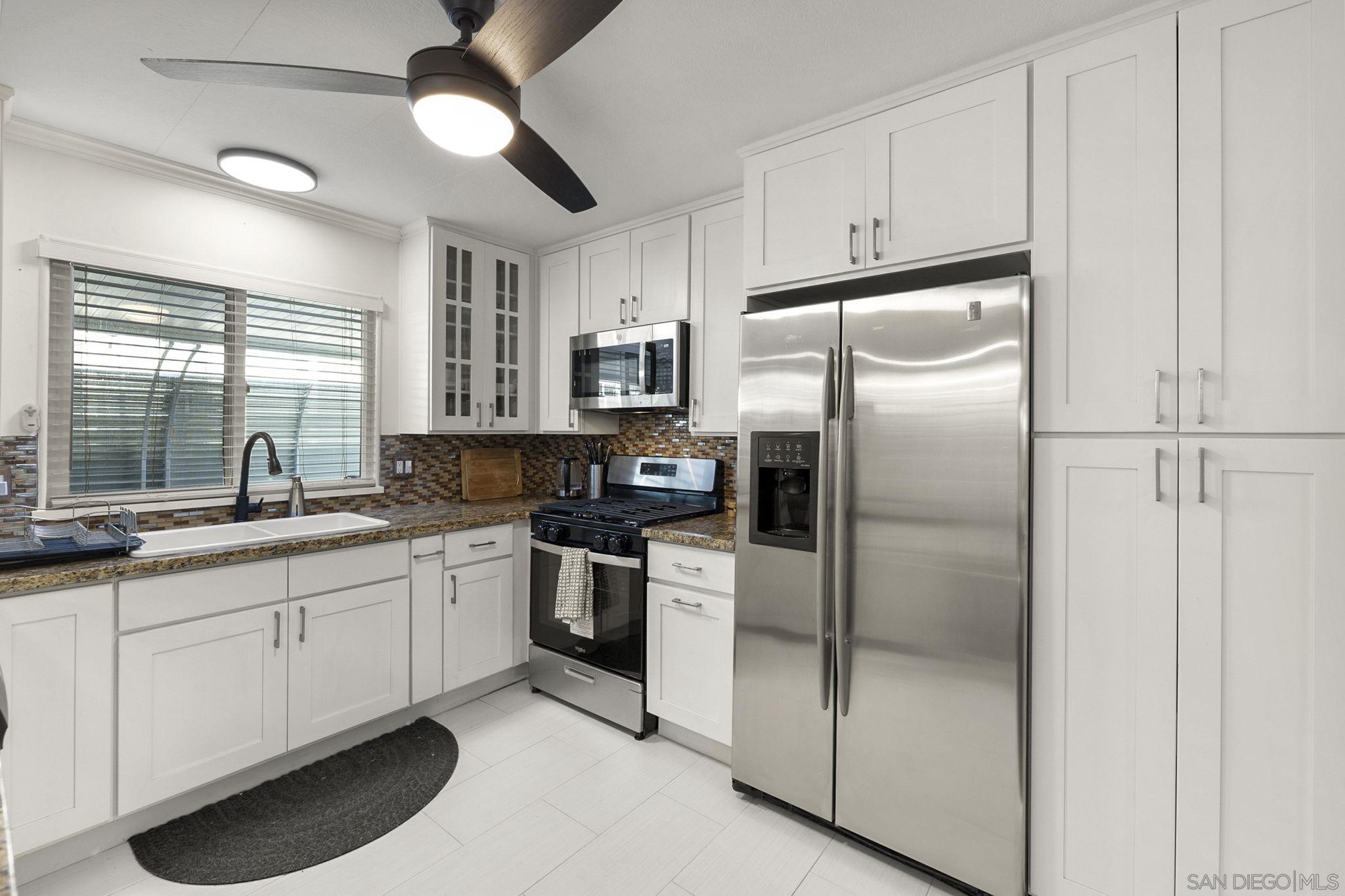 Detail Gallery Image 9 of 65 For 7004  San Bartolo, Carlsbad,  CA 92011 - 2 Beds | 2 Baths