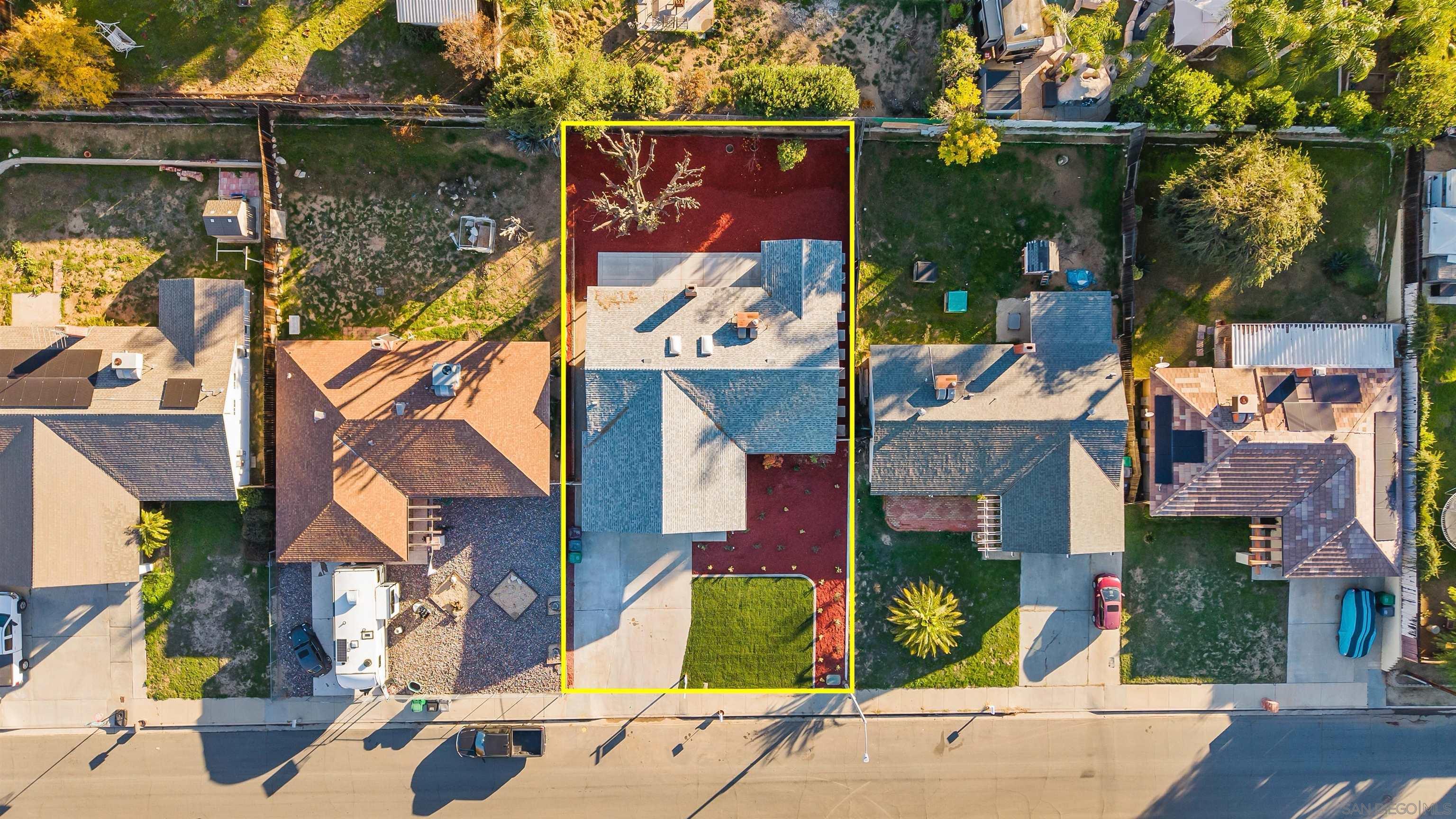 Detail Gallery Image 4 of 24 For 27485  Bancroft Way, Hemet,  CA 92544 - 4 Beds | 2 Baths