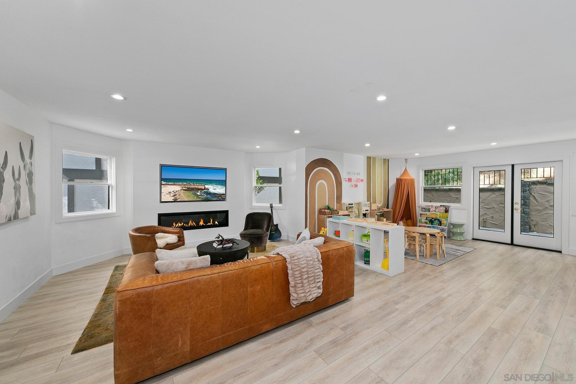 Detail Gallery Image 2 of 51 For 7359  Alicante Rd, Carlsbad,  CA 92009 - 4 Beds | 2/2 Baths