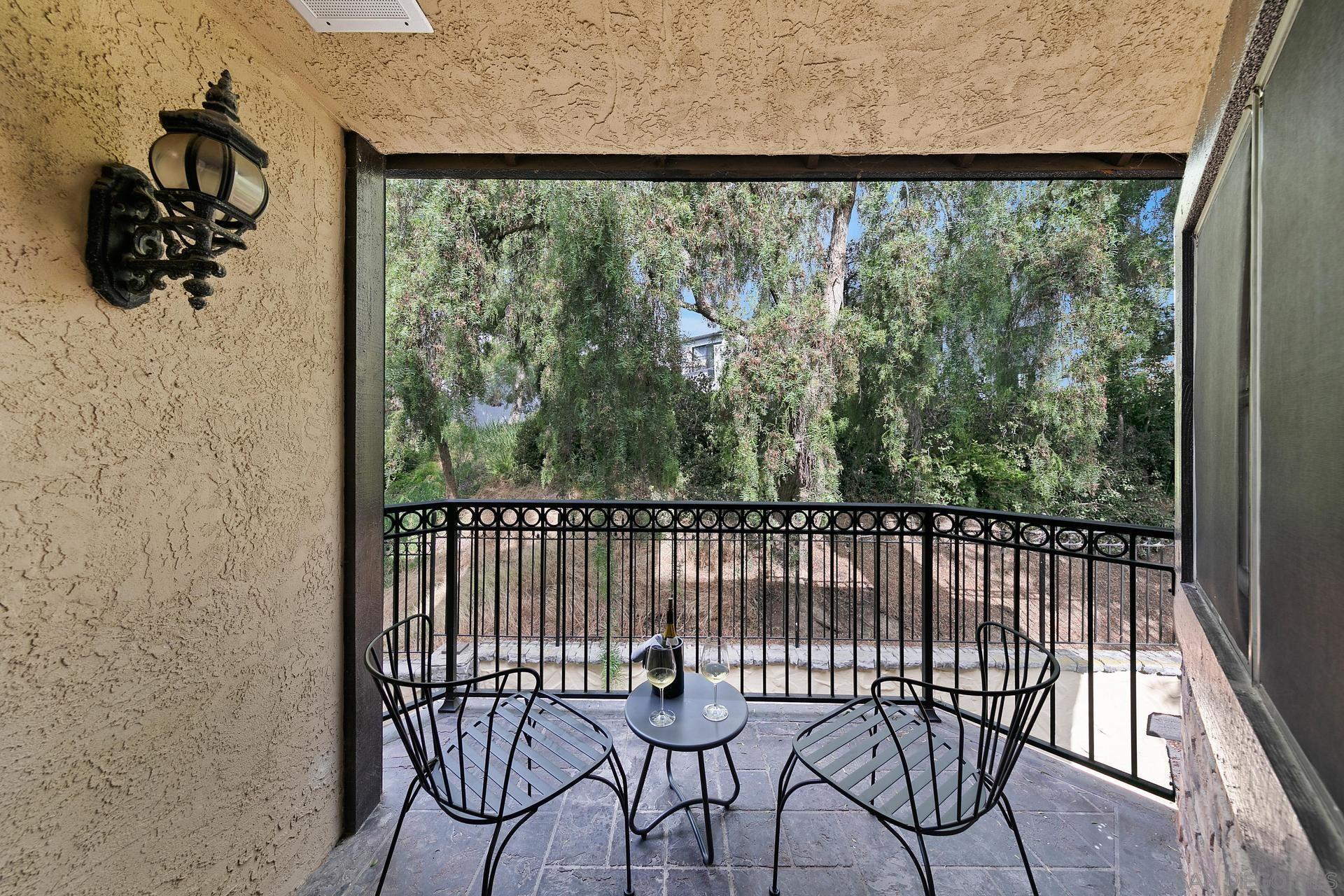 Detail Gallery Image 21 of 51 For 7359  Alicante Rd, Carlsbad,  CA 92009 - 4 Beds | 2/2 Baths
