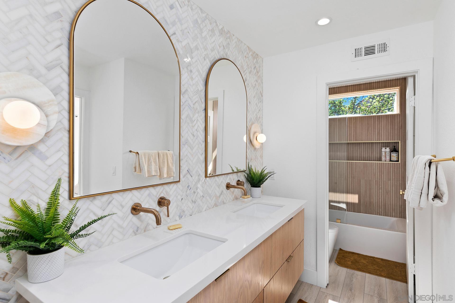 Detail Gallery Image 31 of 51 For 7359  Alicante Rd, Carlsbad,  CA 92009 - 4 Beds | 2/2 Baths