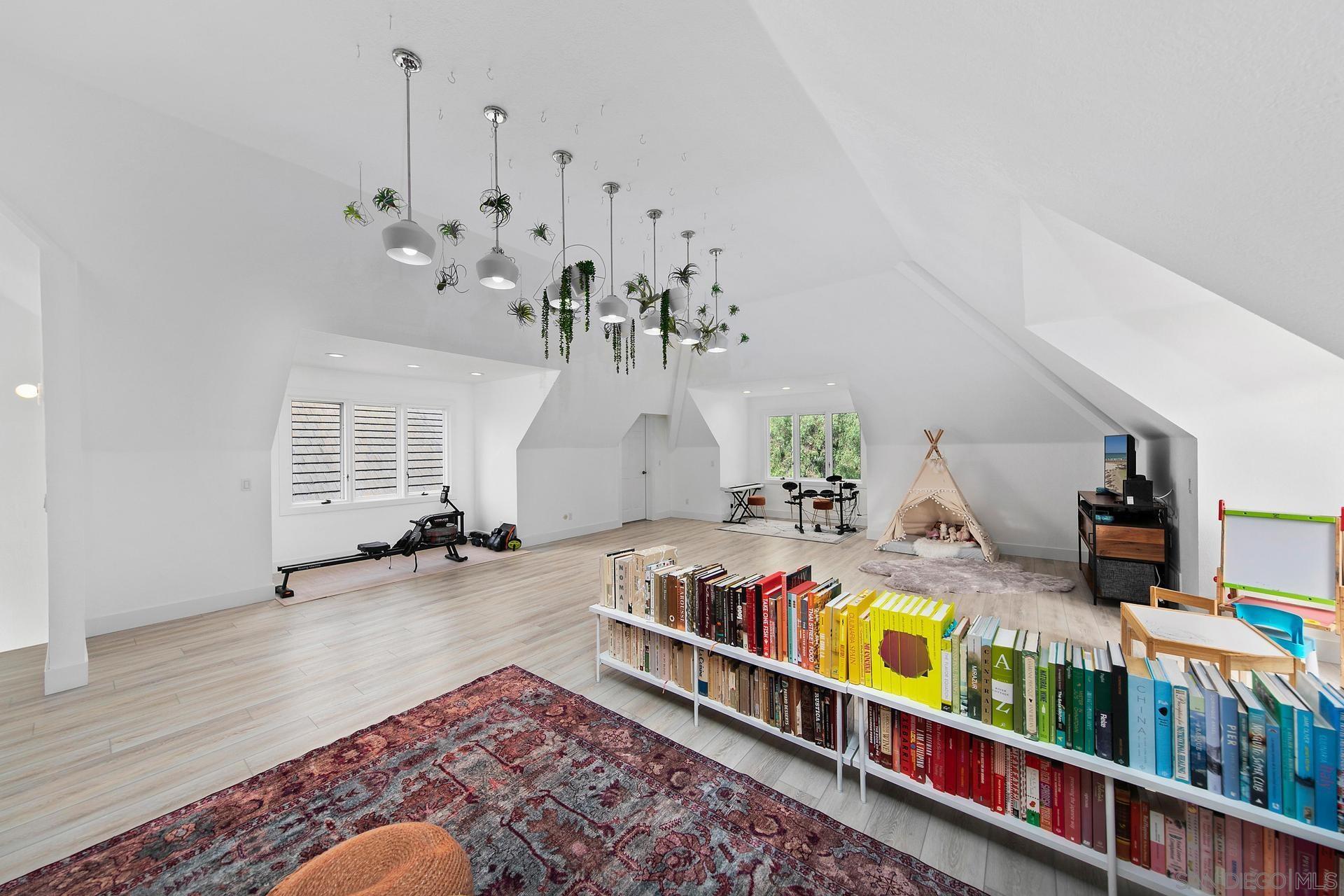 Detail Gallery Image 38 of 51 For 7359  Alicante Rd, Carlsbad,  CA 92009 - 4 Beds | 2/2 Baths