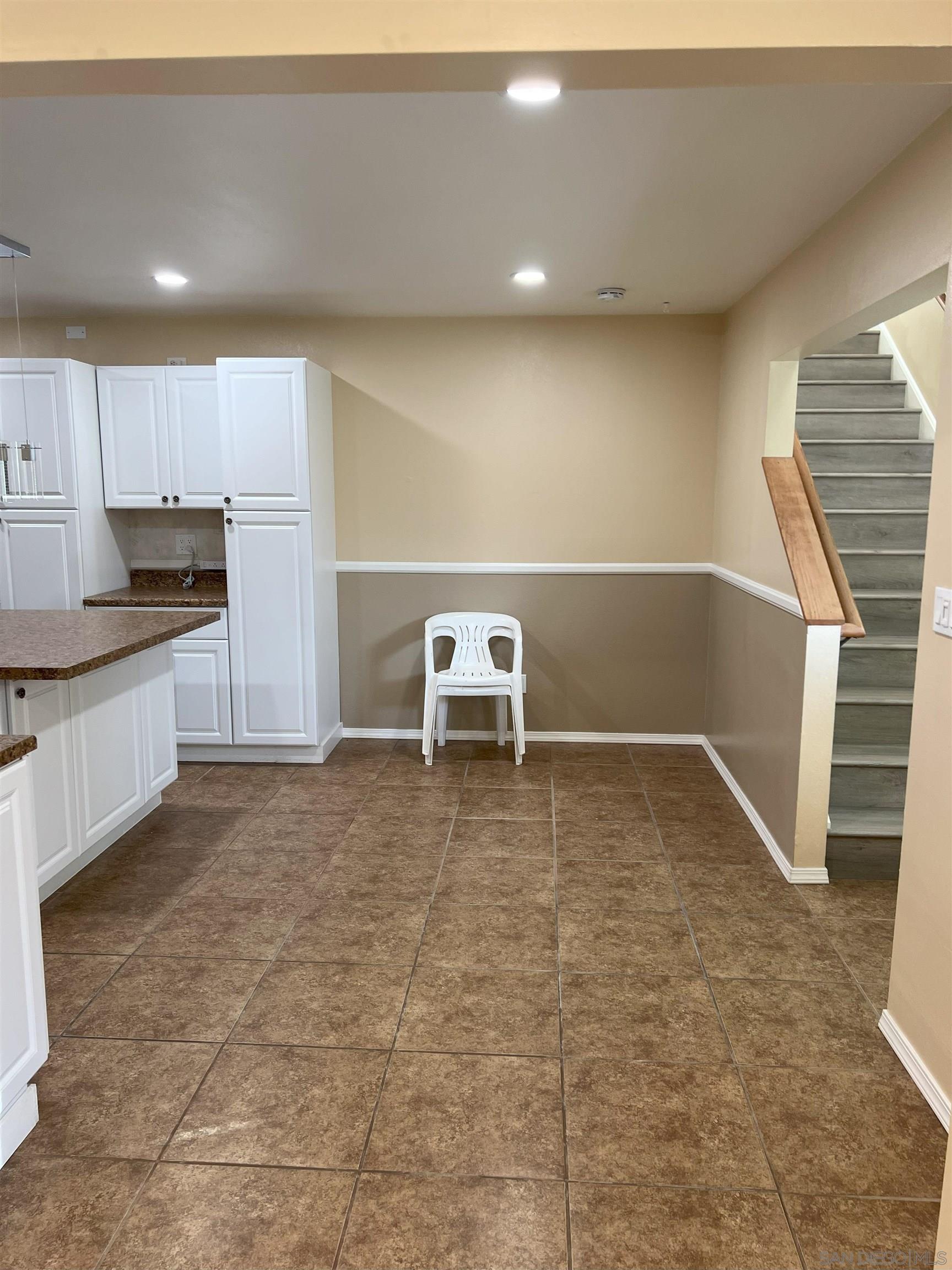 Detail Gallery Image 9 of 55 For 4054  Mount Barnard Ave, San Diego,  CA 92111 - 5 Beds | 3 Baths